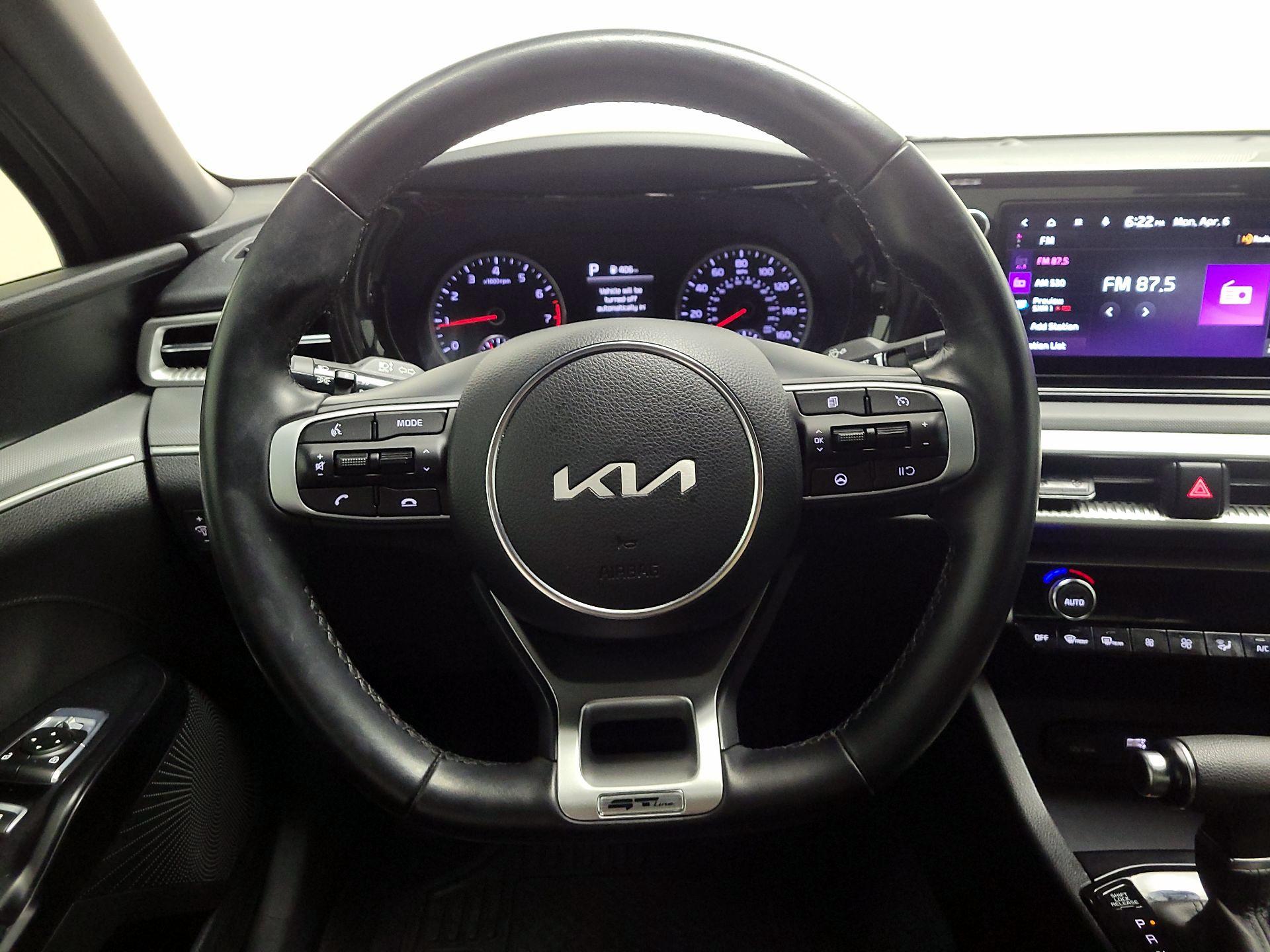 Thumbnail: 2023 Kia K5 - 10