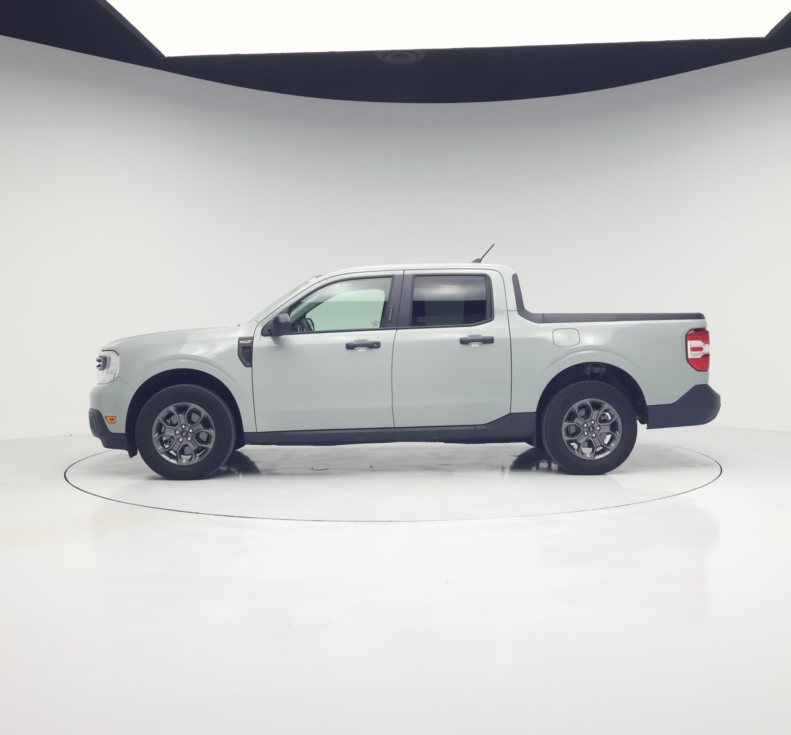 Thumbnail: 2022 Ford Maverick - 3