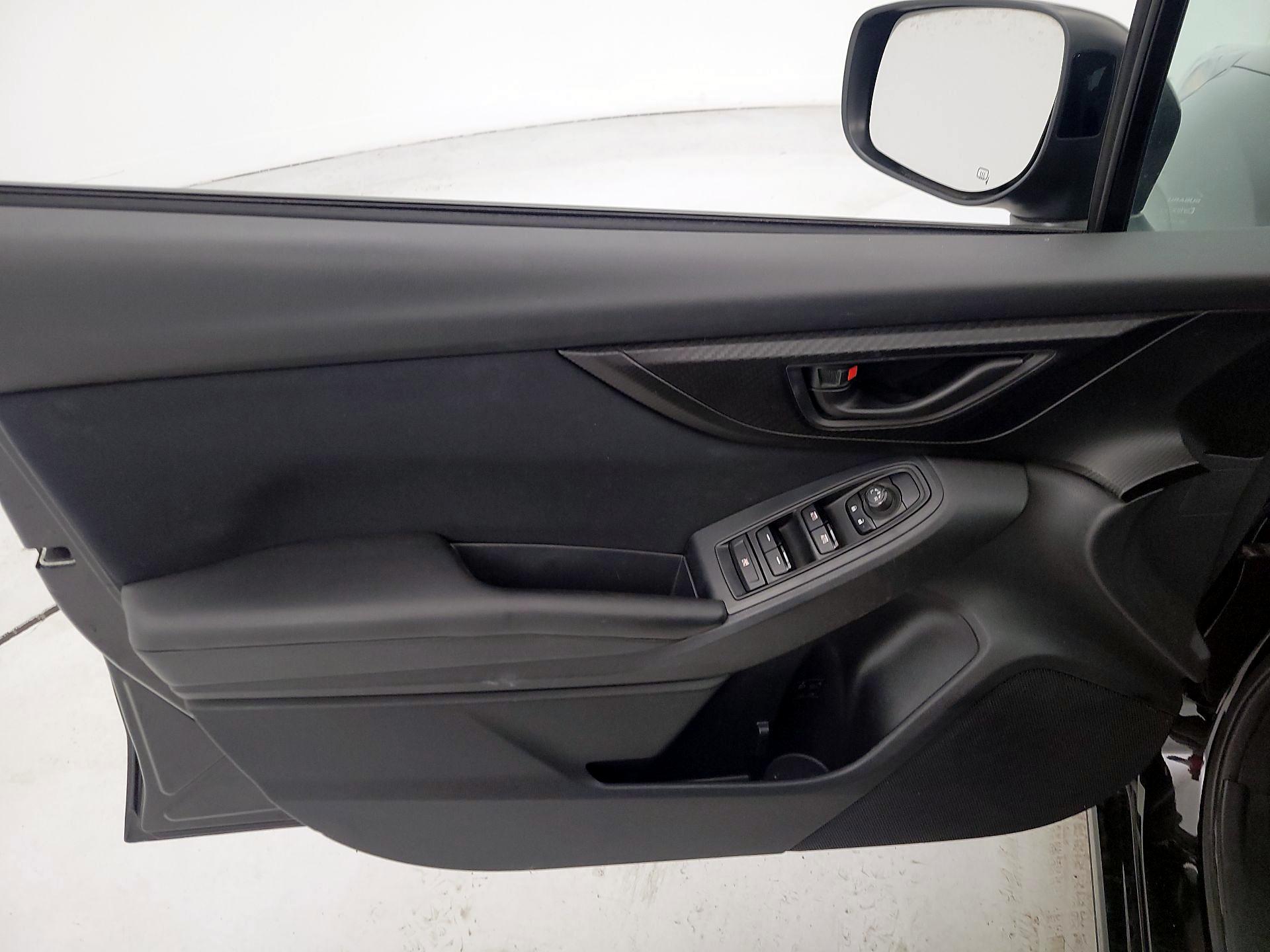 Thumbnail: 2017 Subaru Impreza - 12