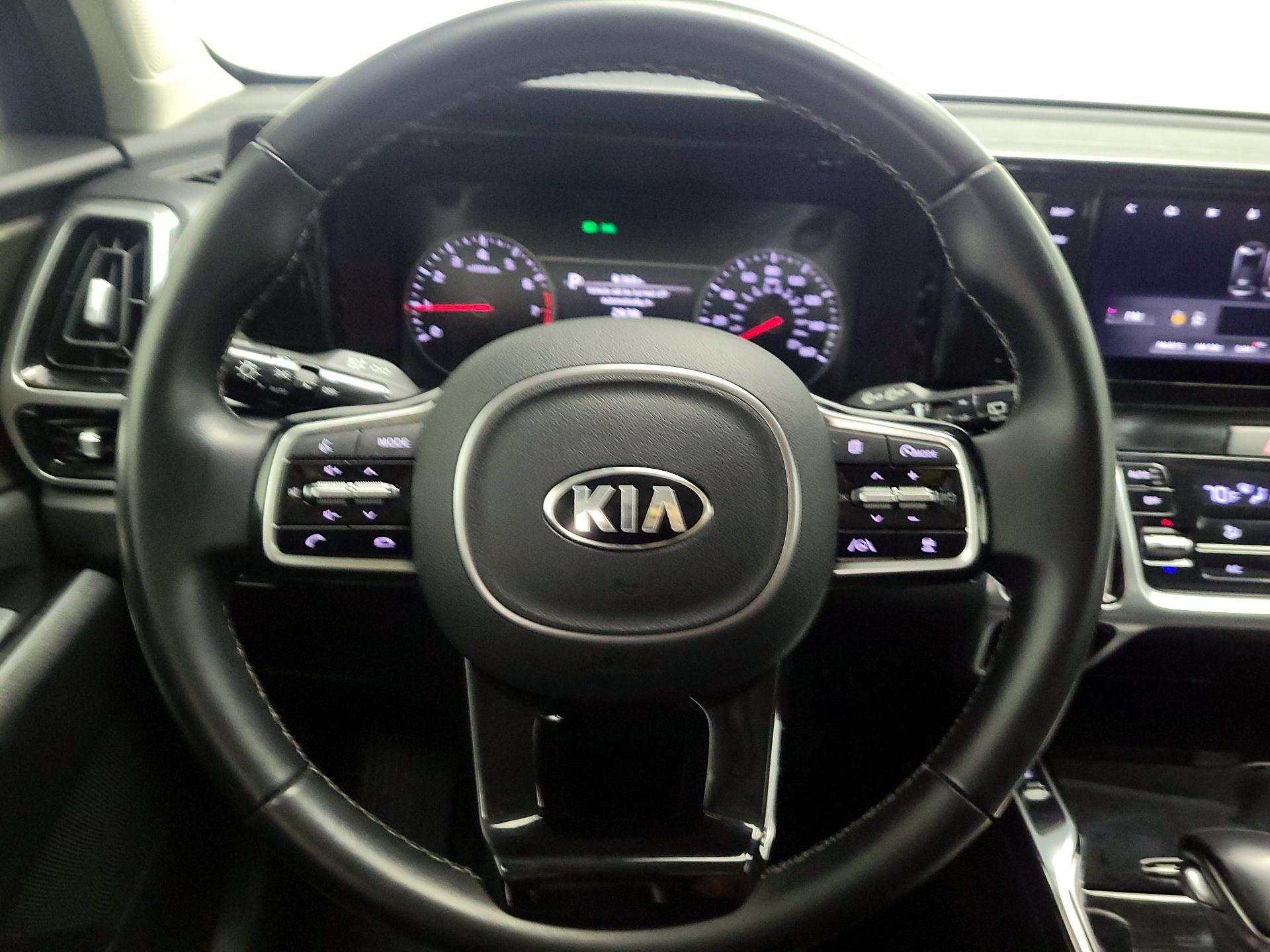 Thumbnail: 2021 Kia Sorento - 10