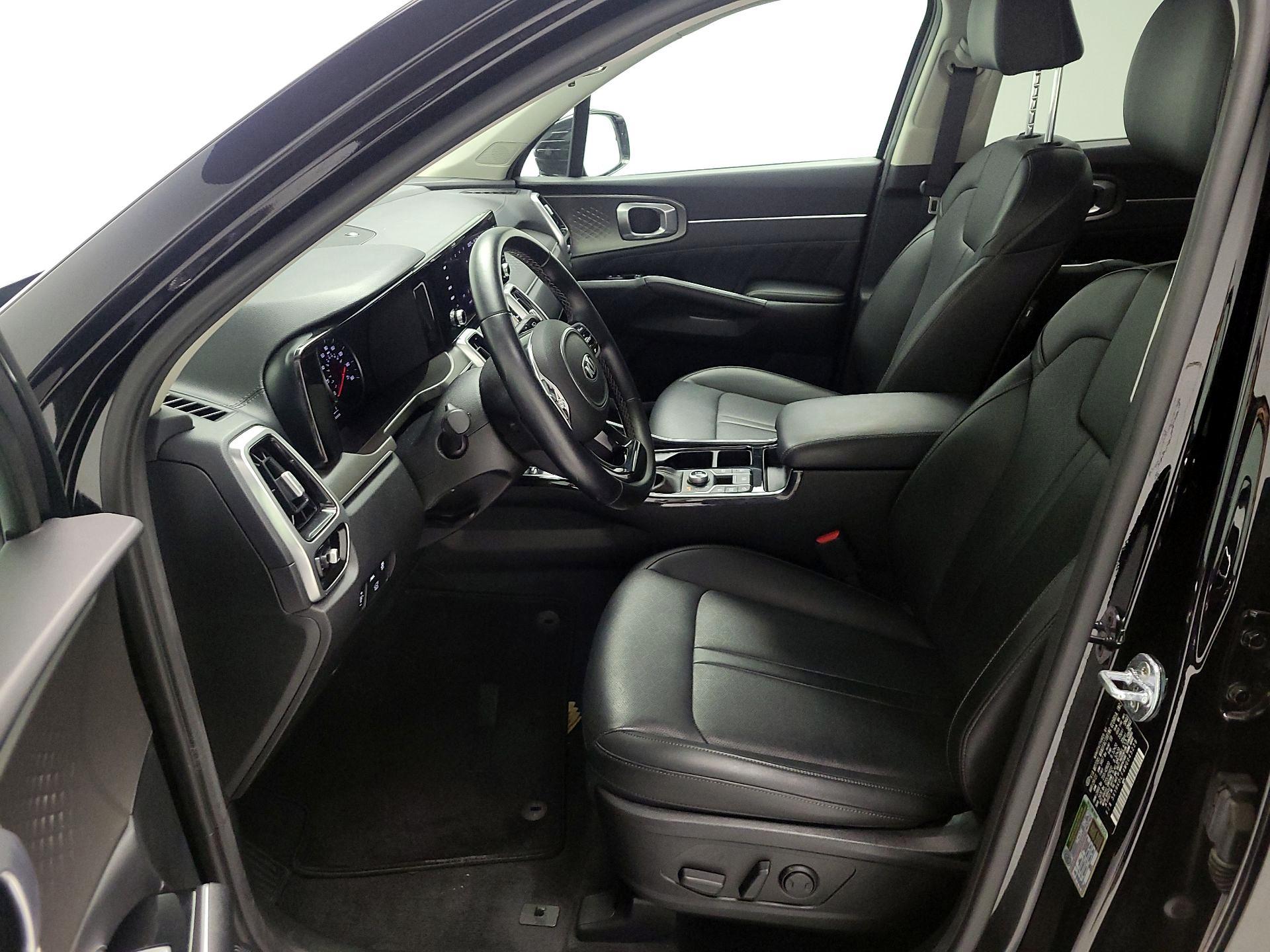 Thumbnail: 2021 Kia Sorento - 11