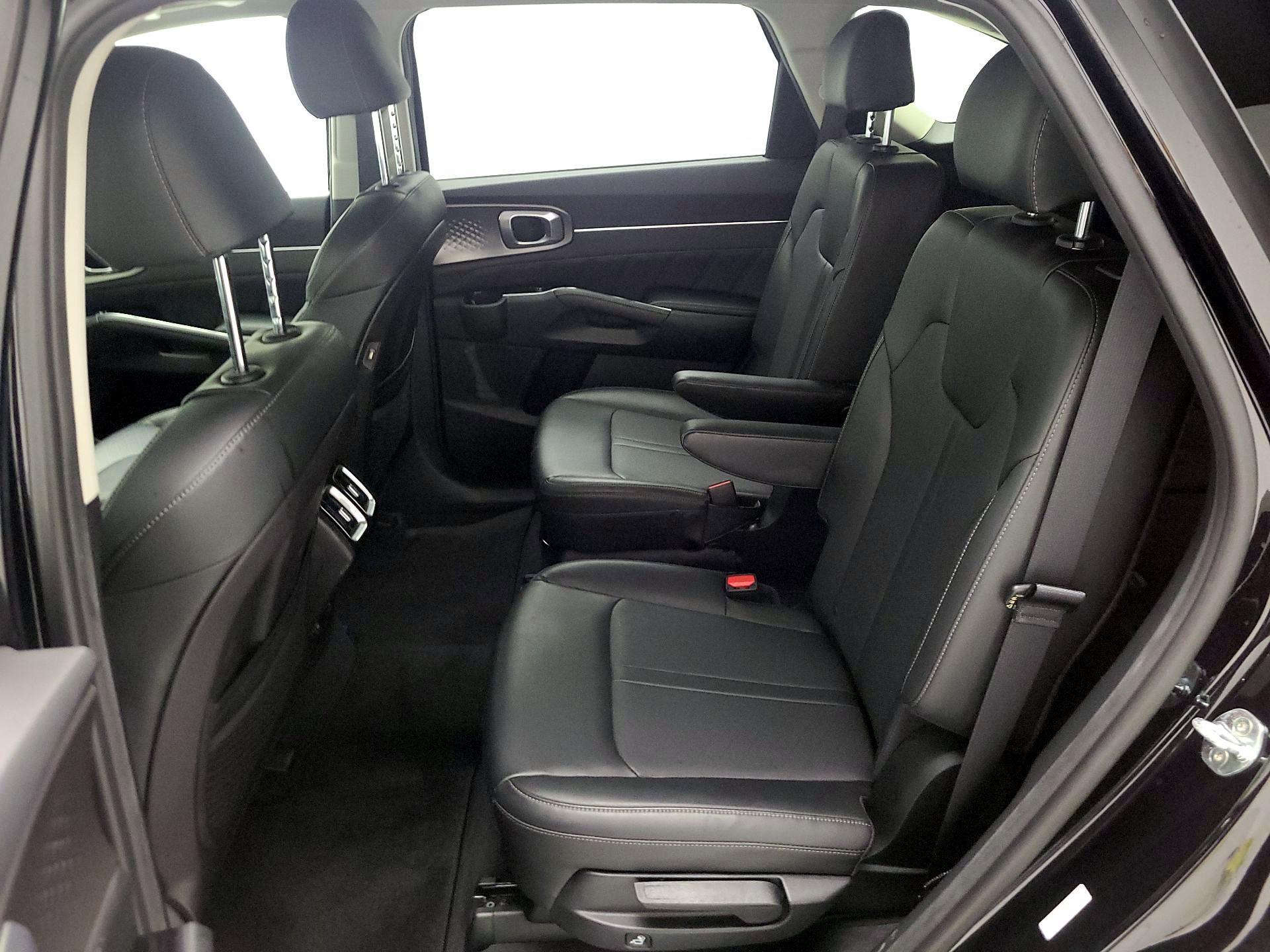 Thumbnail: 2021 Kia Sorento - 19