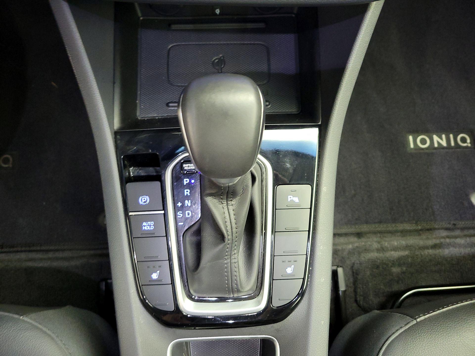 Thumbnail: 2022 Hyundai Ioniq - 15