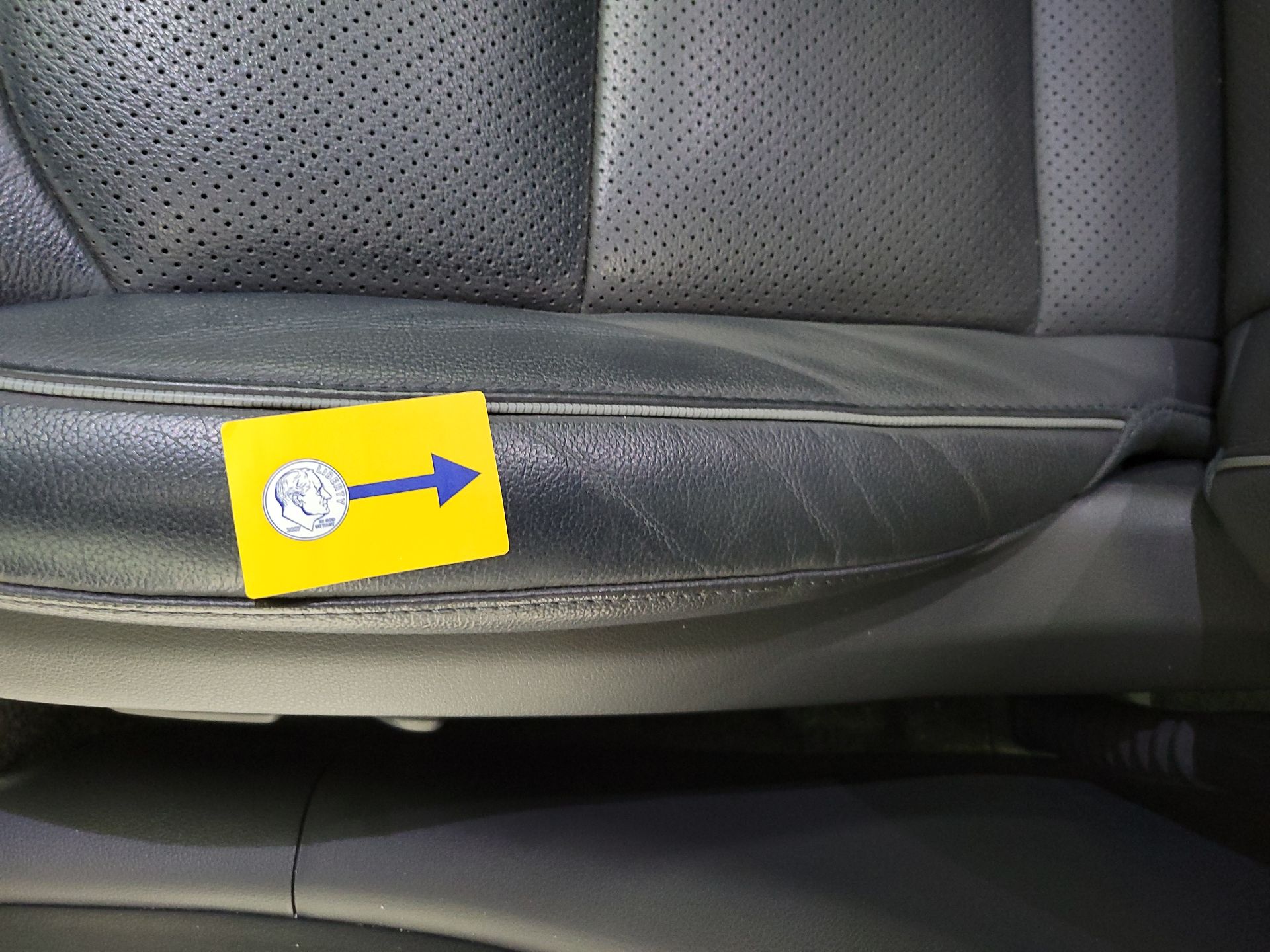 Thumbnail: 2022 Hyundai Ioniq - 19