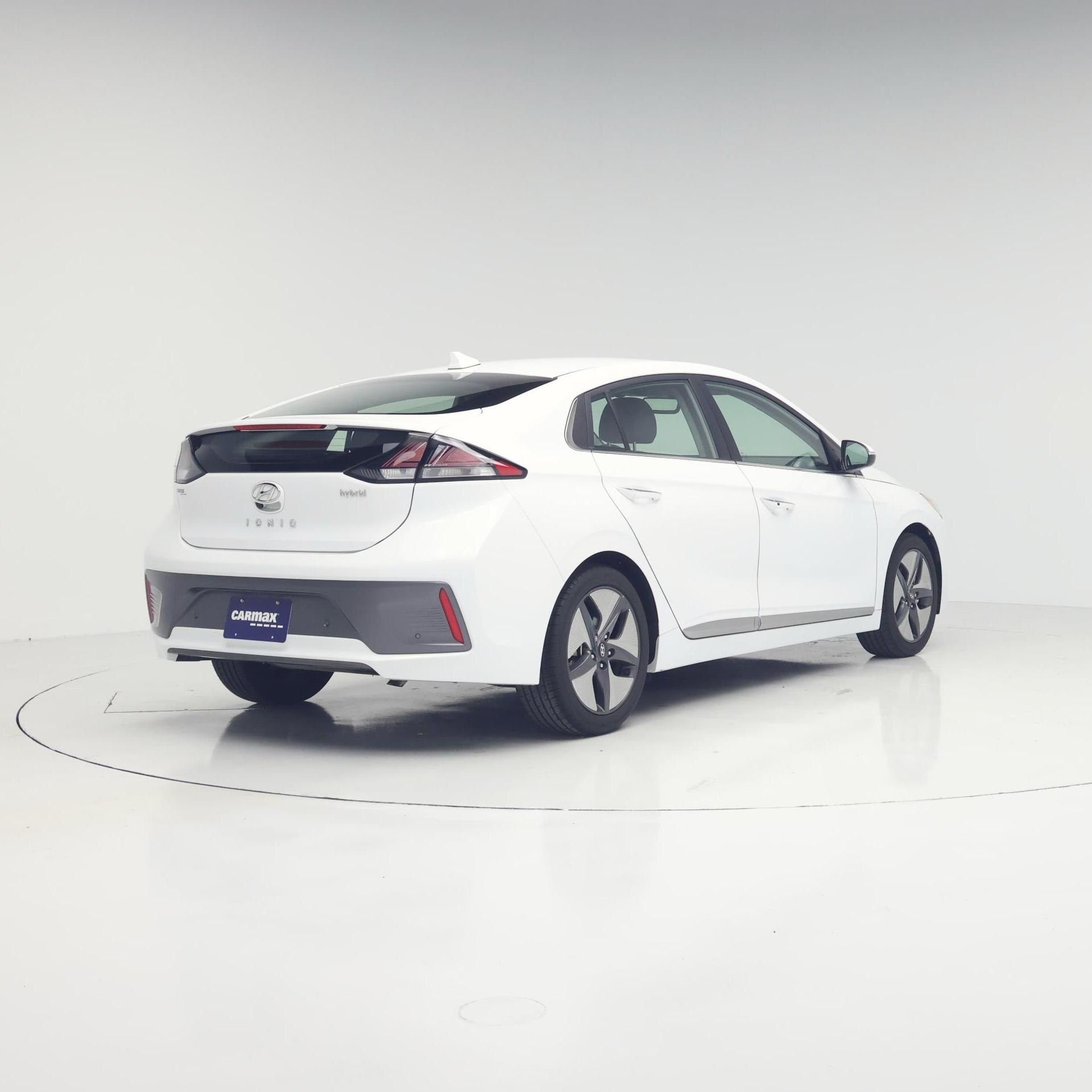 Thumbnail: 2022 Hyundai Ioniq - 8