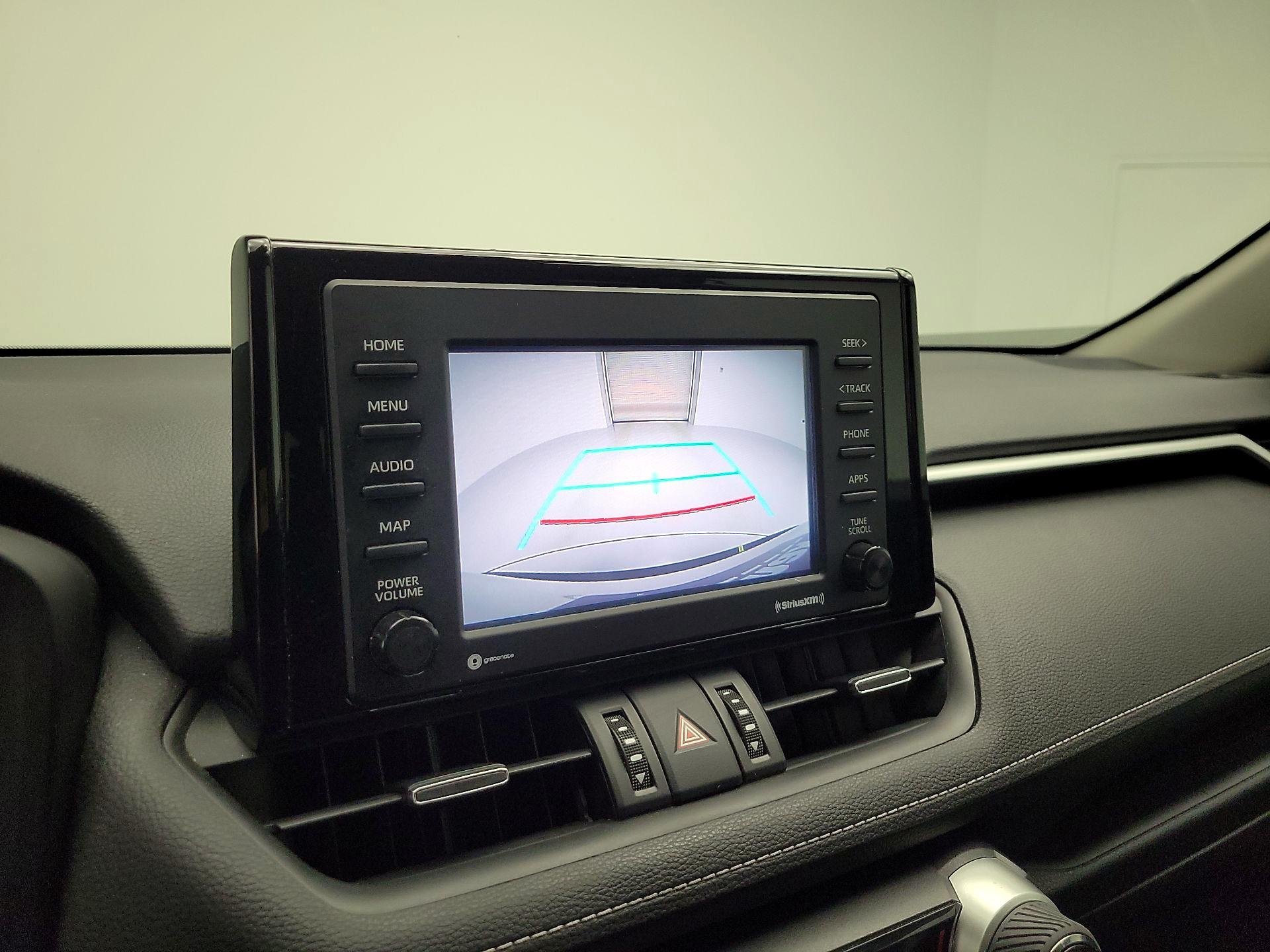 Thumbnail: 2020 Toyota RAV4 - 14