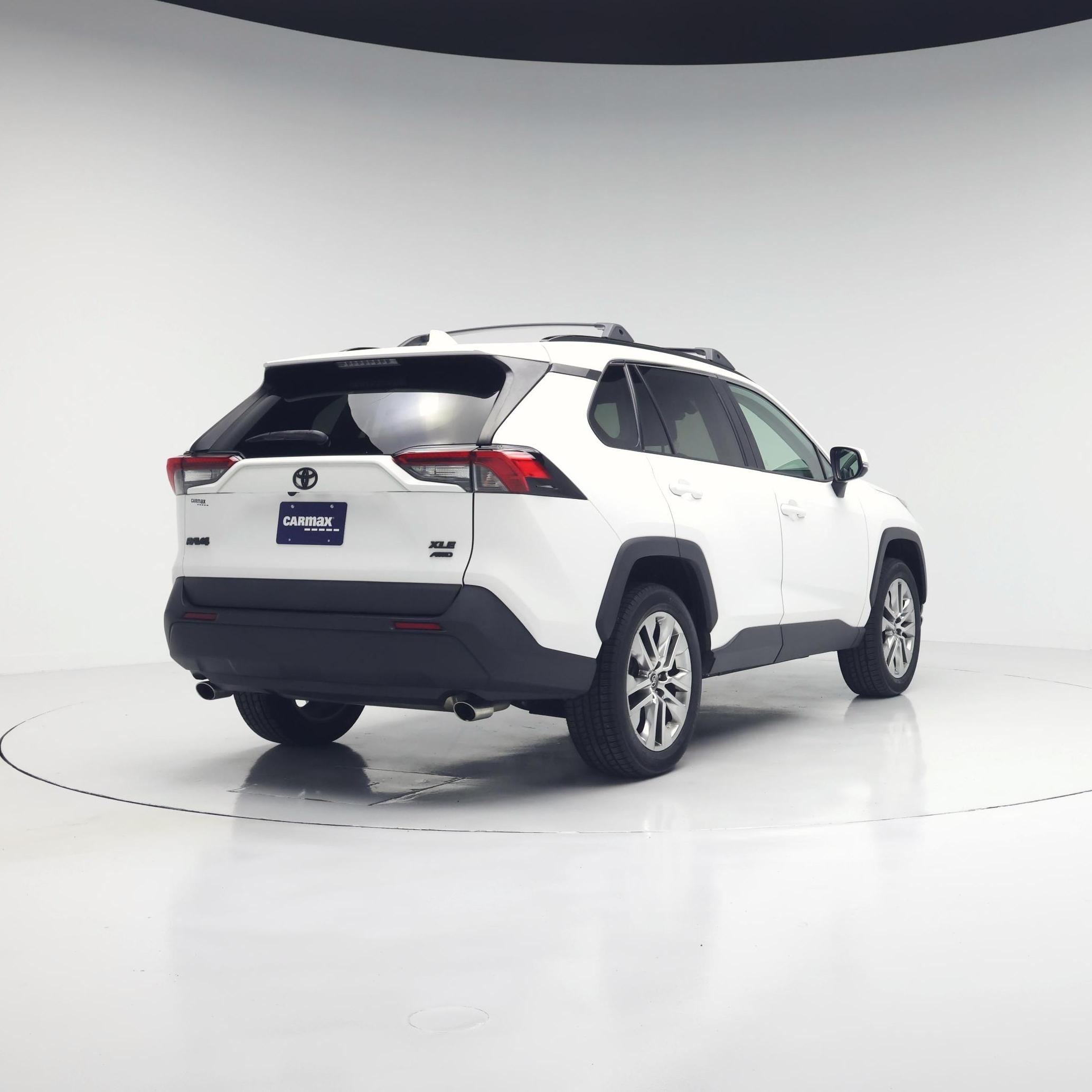 Thumbnail: 2020 Toyota RAV4 - 8