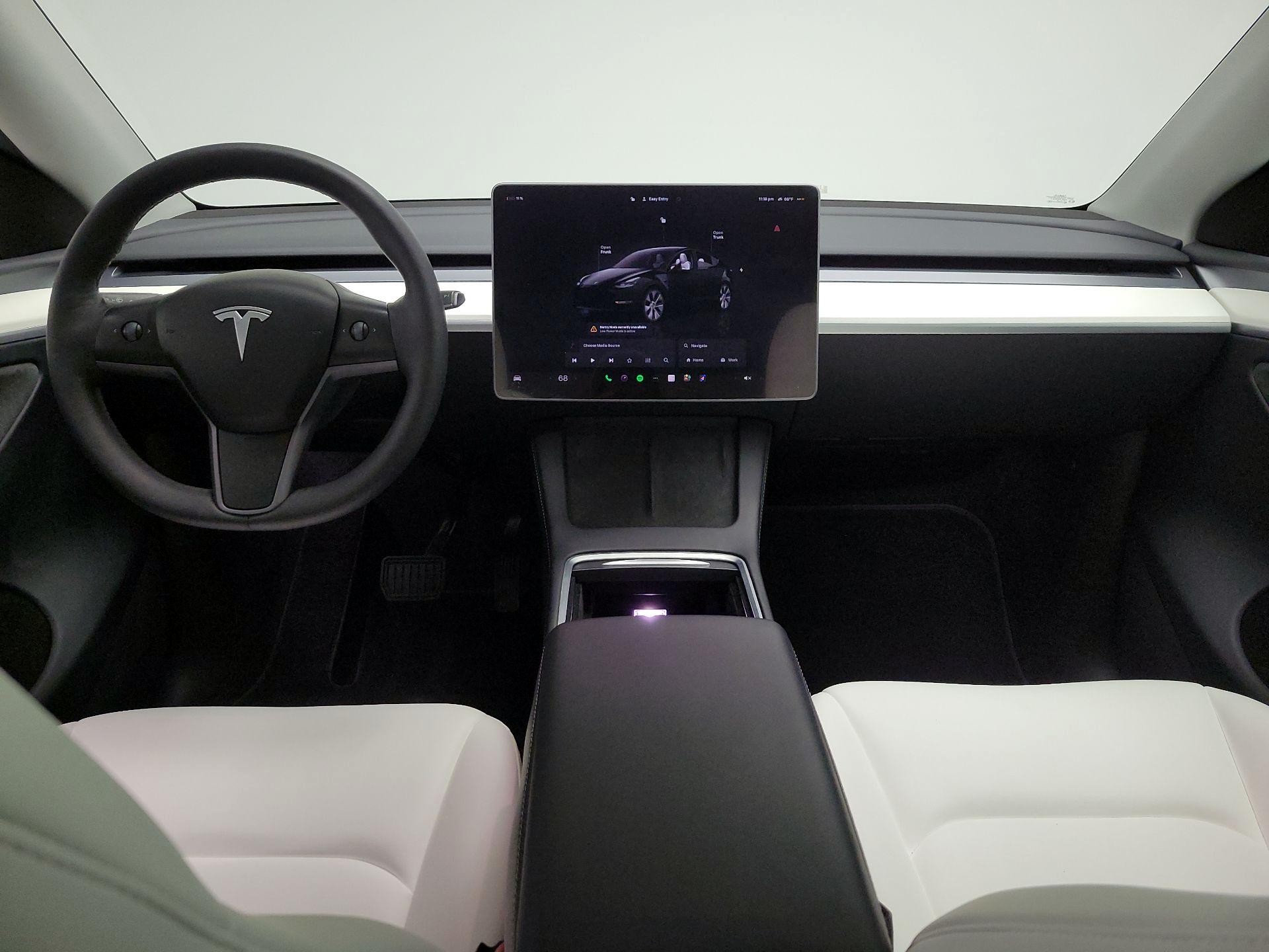 Thumbnail: 2024 Tesla Model Y - 9