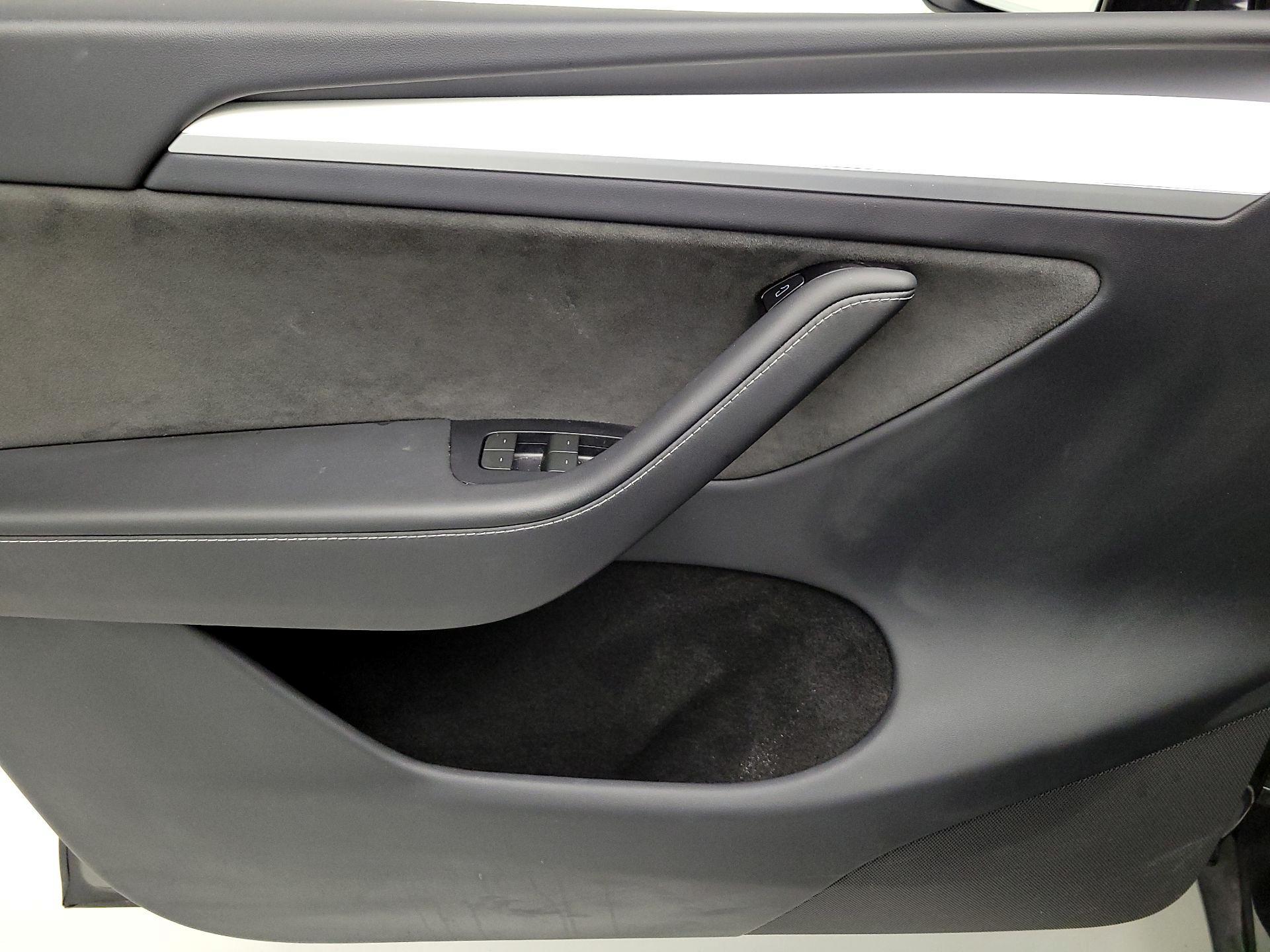 Thumbnail: 2024 Tesla Model Y - 12