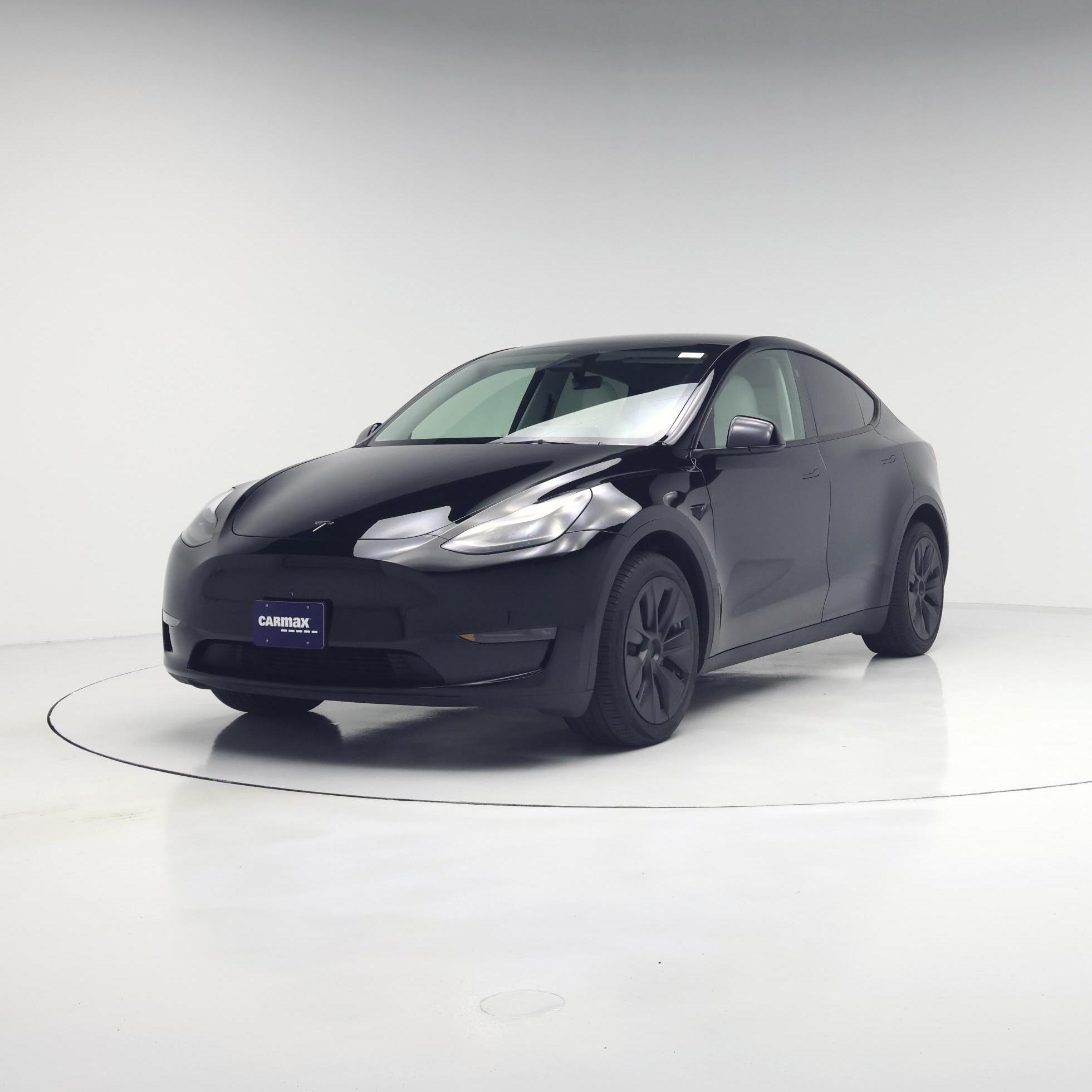 Thumbnail: 2024 Tesla Model Y - 4