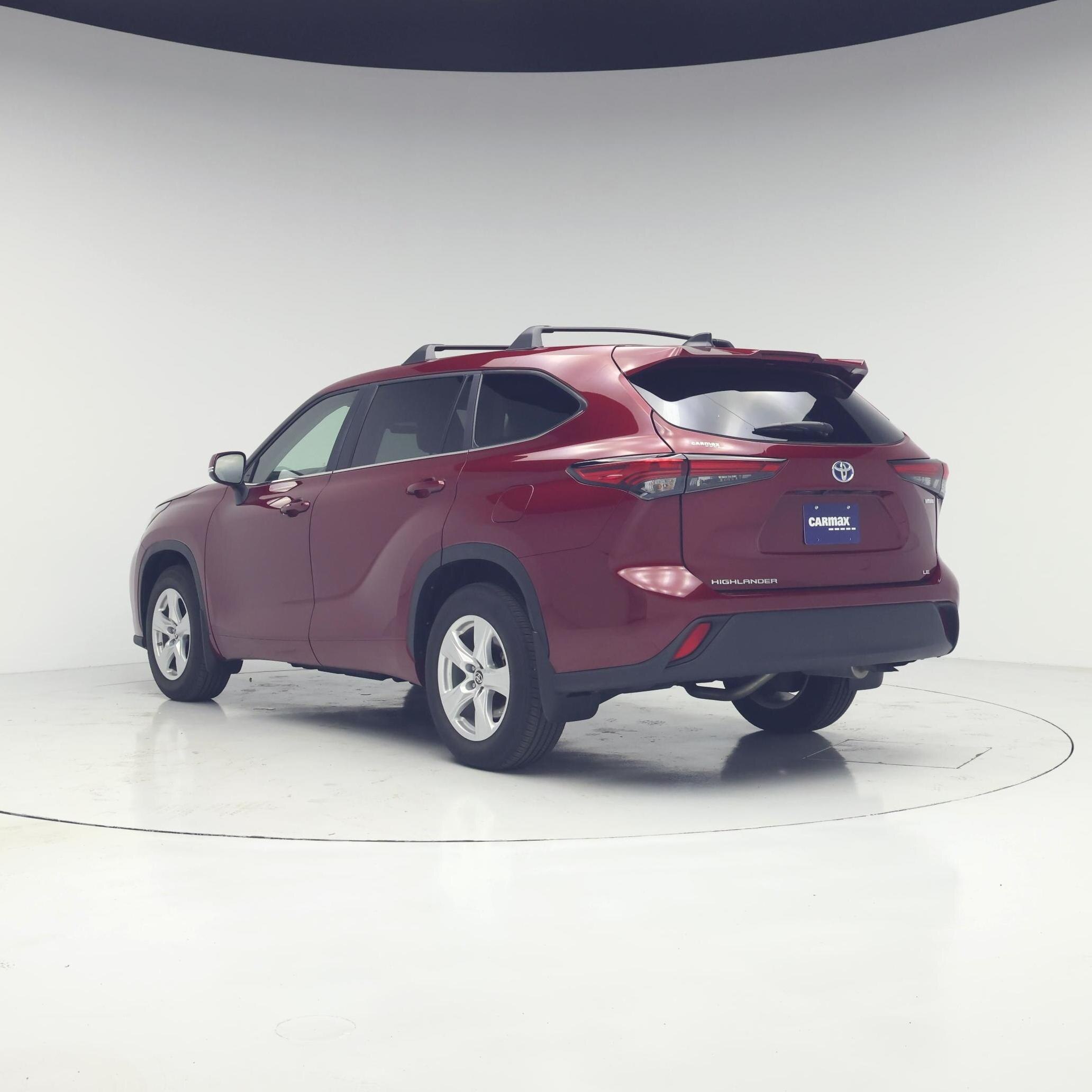 Thumbnail: 2023 Toyota Highlander - 2