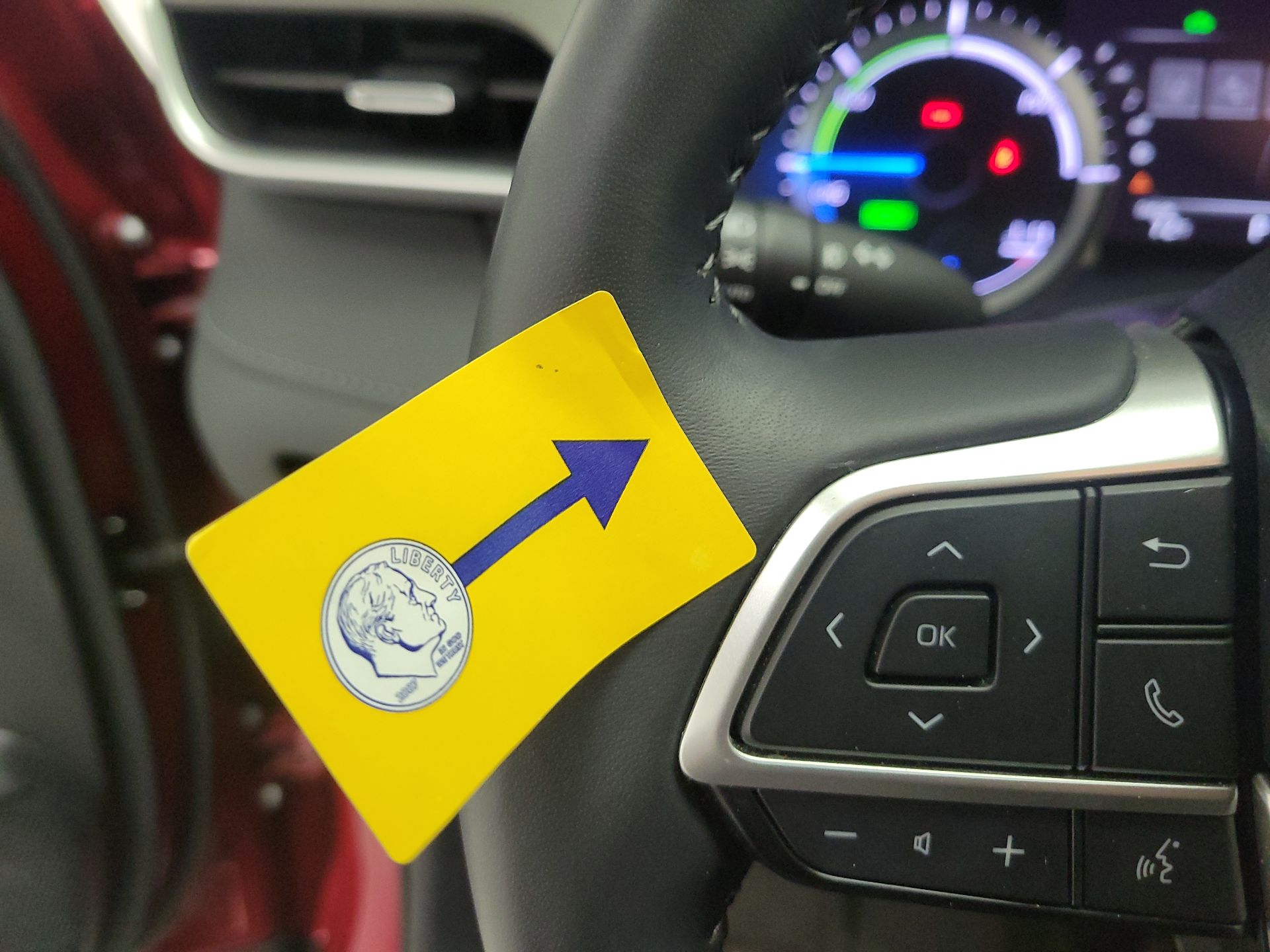 Thumbnail: 2023 Toyota Highlander - 19