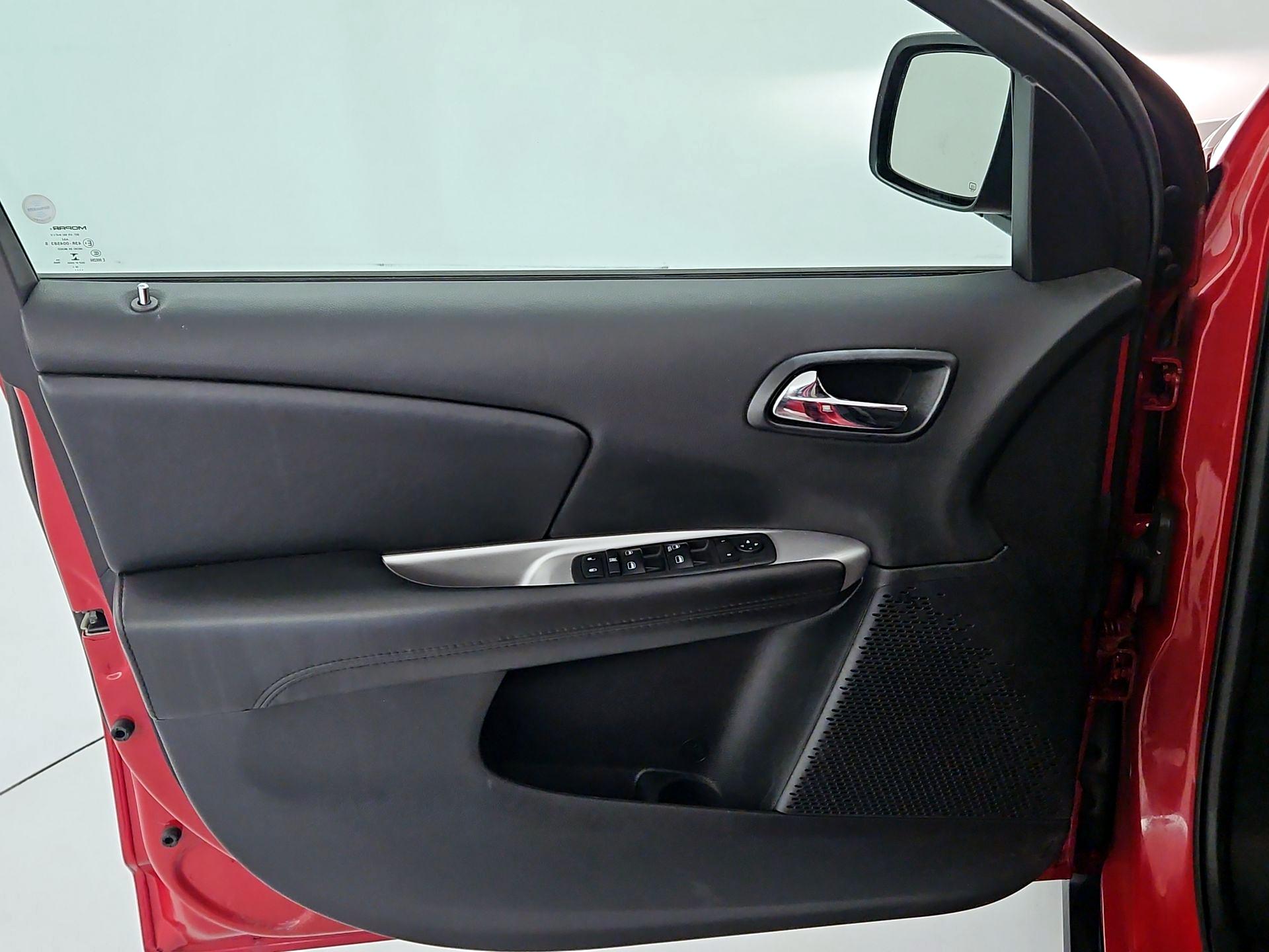 Thumbnail: 2018 Dodge Journey - 12