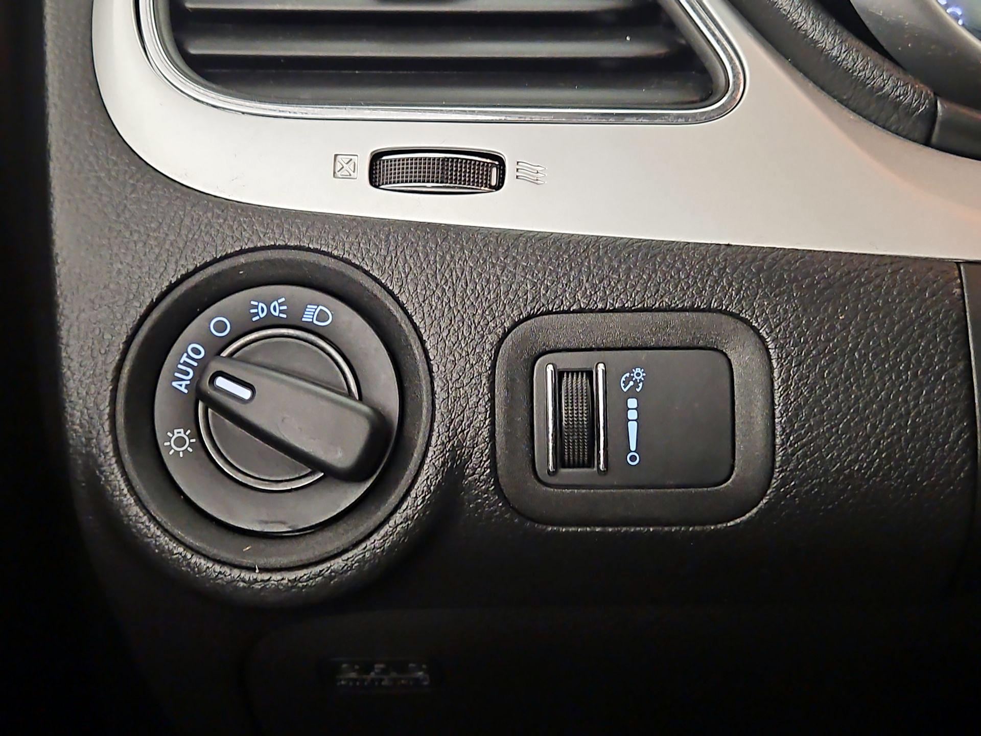 Thumbnail: 2018 Dodge Journey - 13