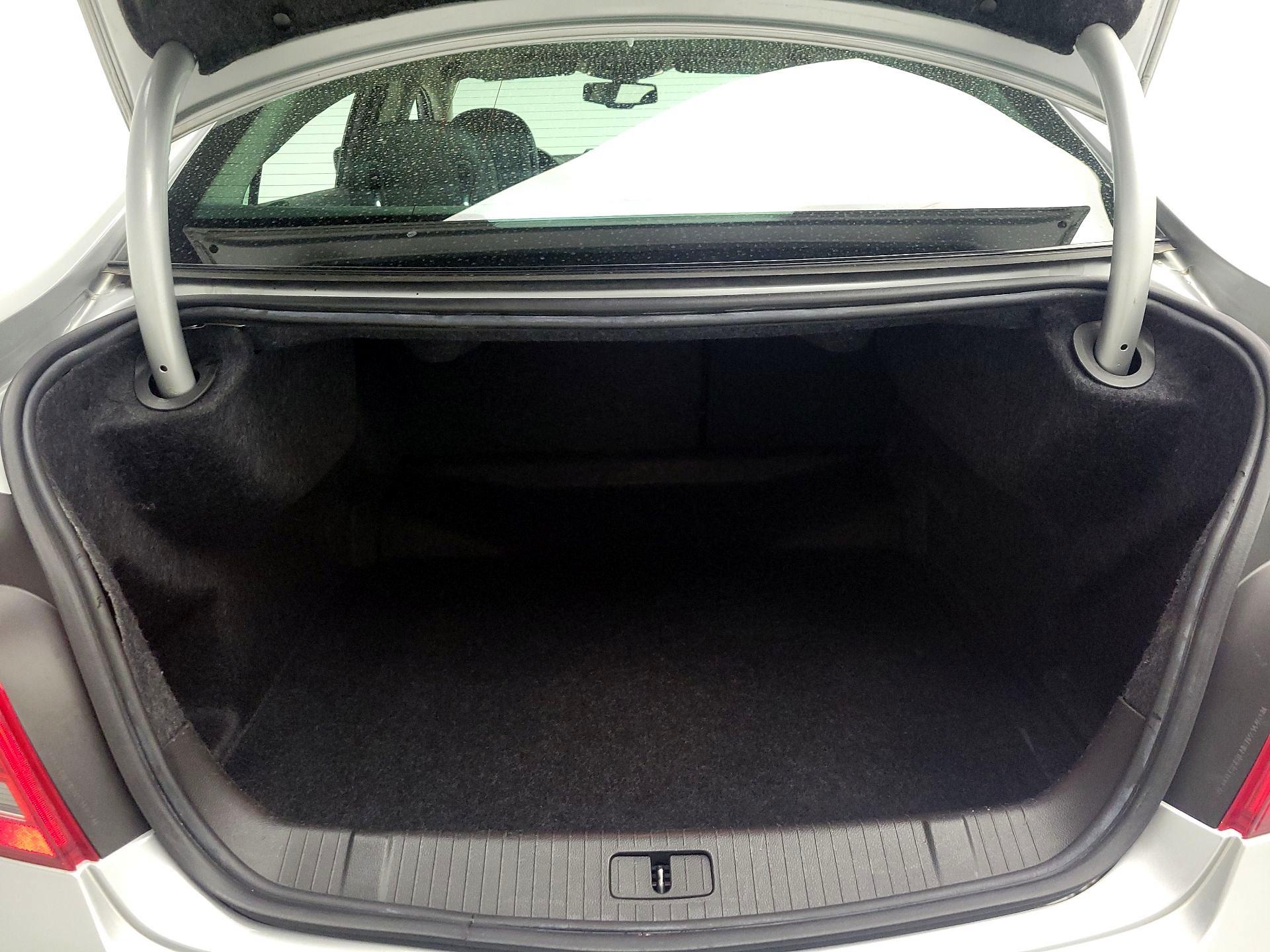 Thumbnail: 2014 Buick LaCrosse - 19