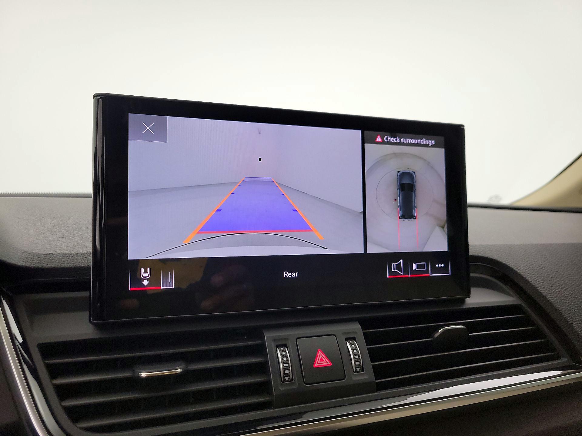 Thumbnail: 2022 Audi Q5 - 14