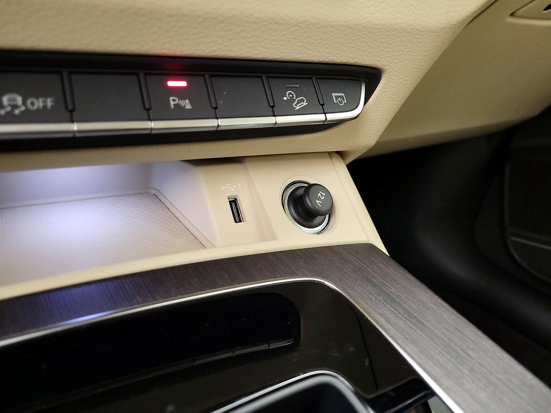 Thumbnail: 2022 Audi Q5 - 18