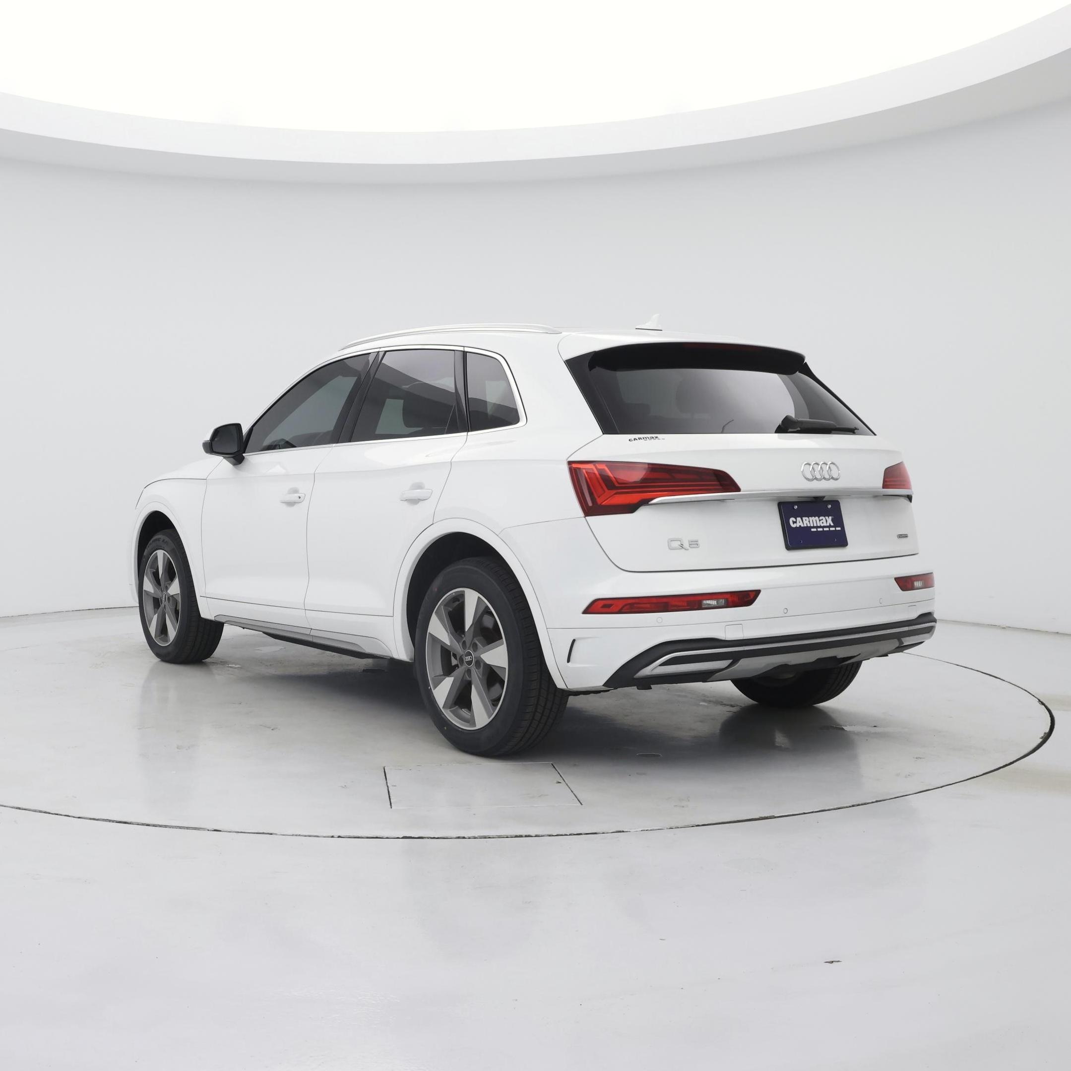 Thumbnail: 2022 Audi Q5 - 2