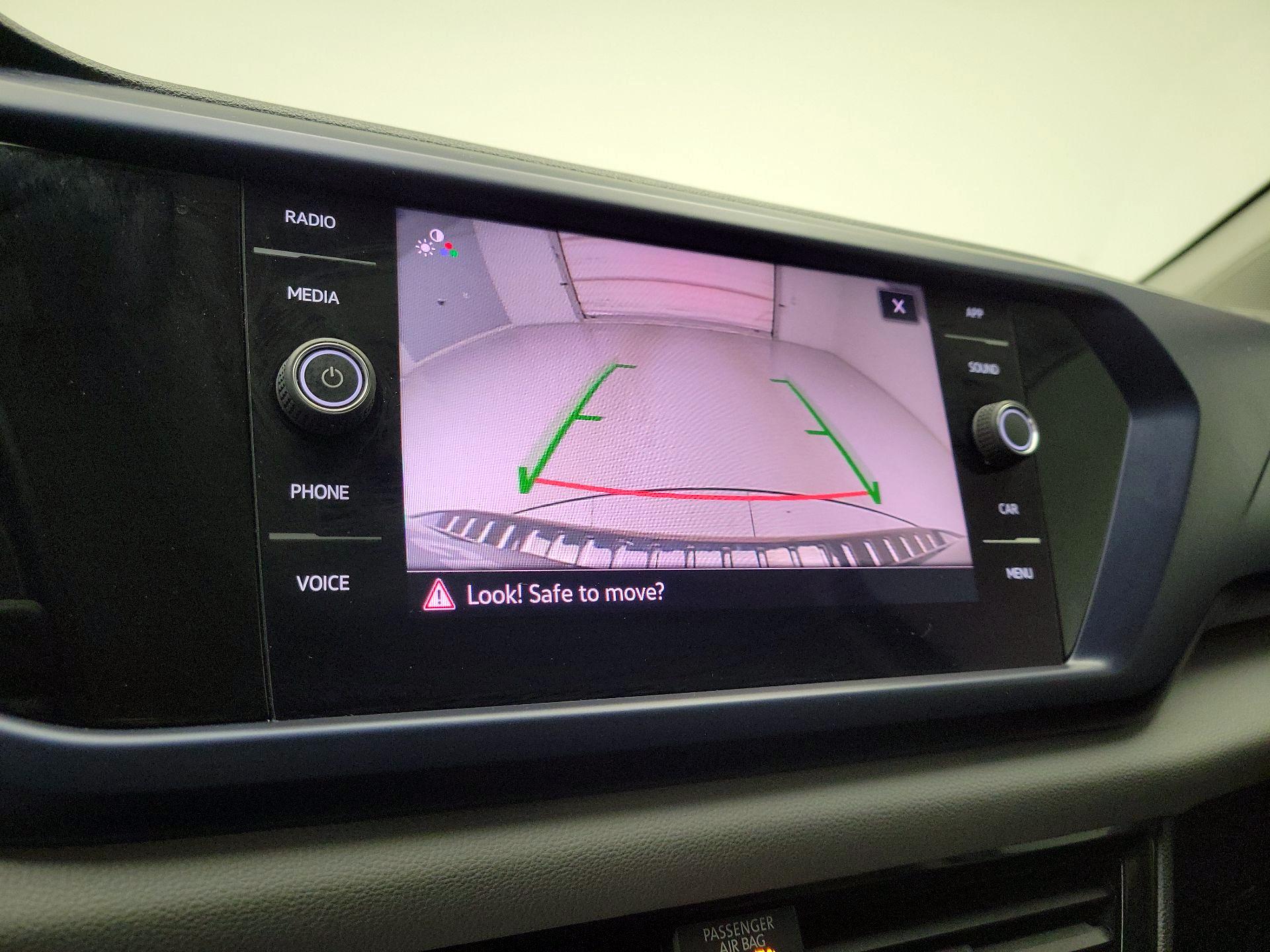 Thumbnail: 2022 Volkswagen Taos - 13