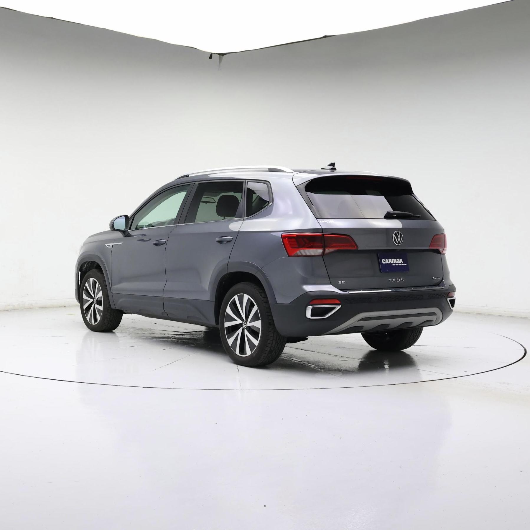 Thumbnail: 2022 Volkswagen Taos - 2