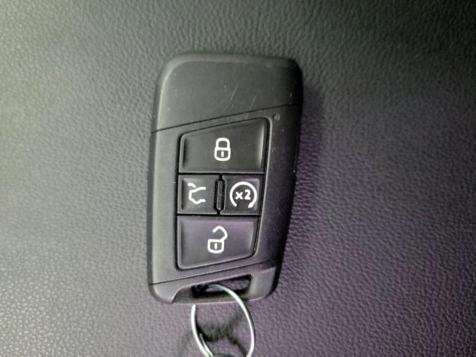2022 Volkswagen Taos SE - Photo 22