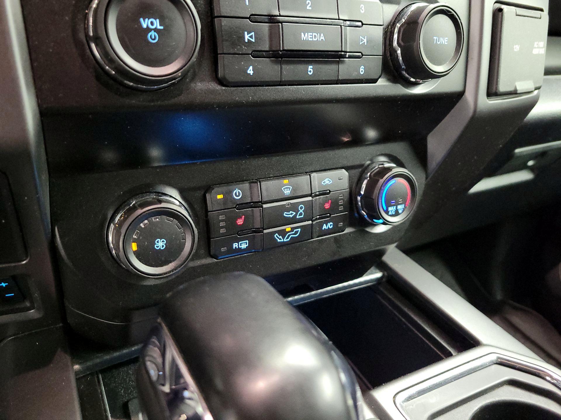 Thumbnail: 2020 Ford F-150 - 14