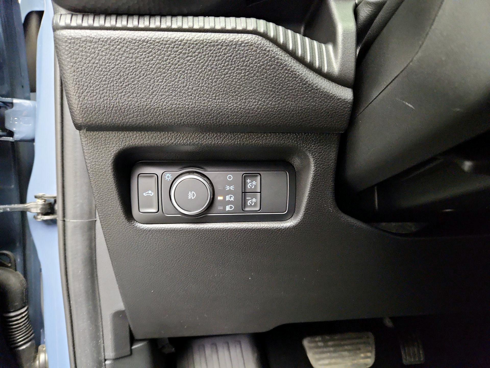 Thumbnail: 2025 Ford Ranger - 13