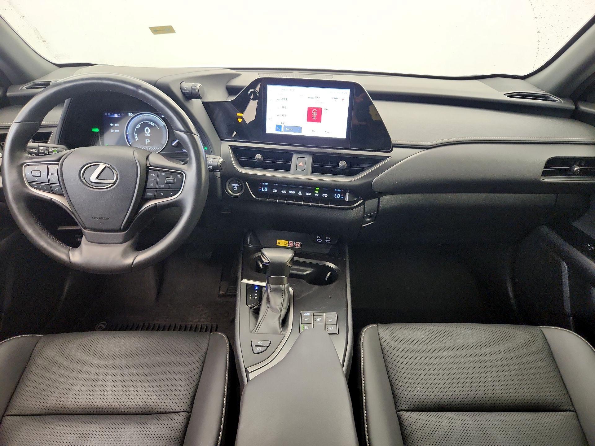 Thumbnail: 2024 Lexus UX - 9