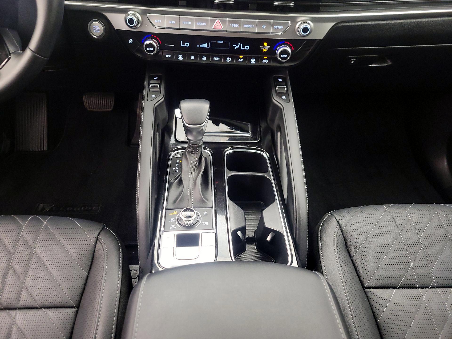 Thumbnail: 2023 Kia Telluride - 17