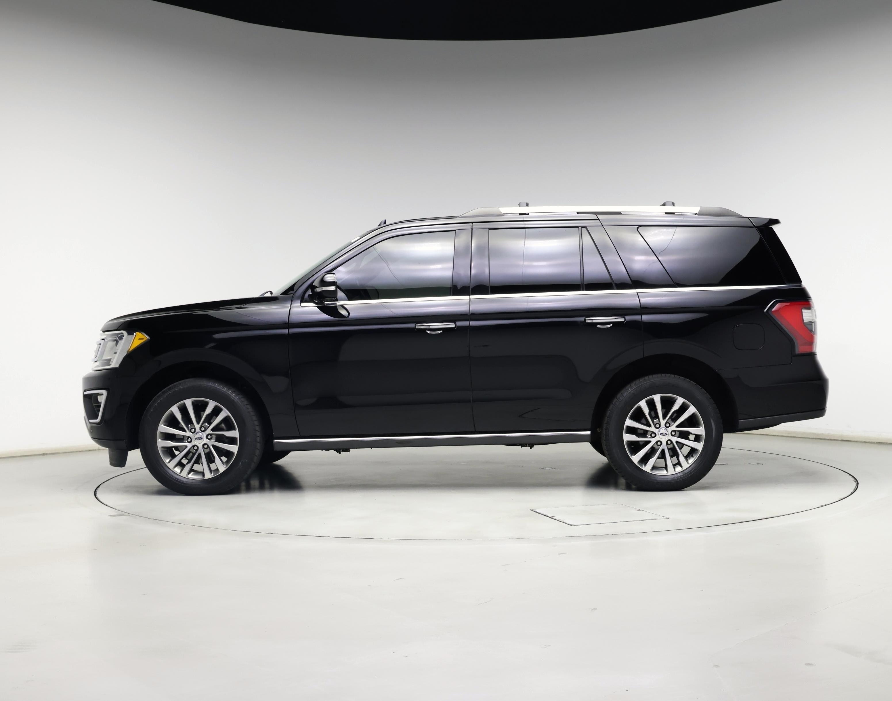 Thumbnail: 2018 Ford Expedition - 3