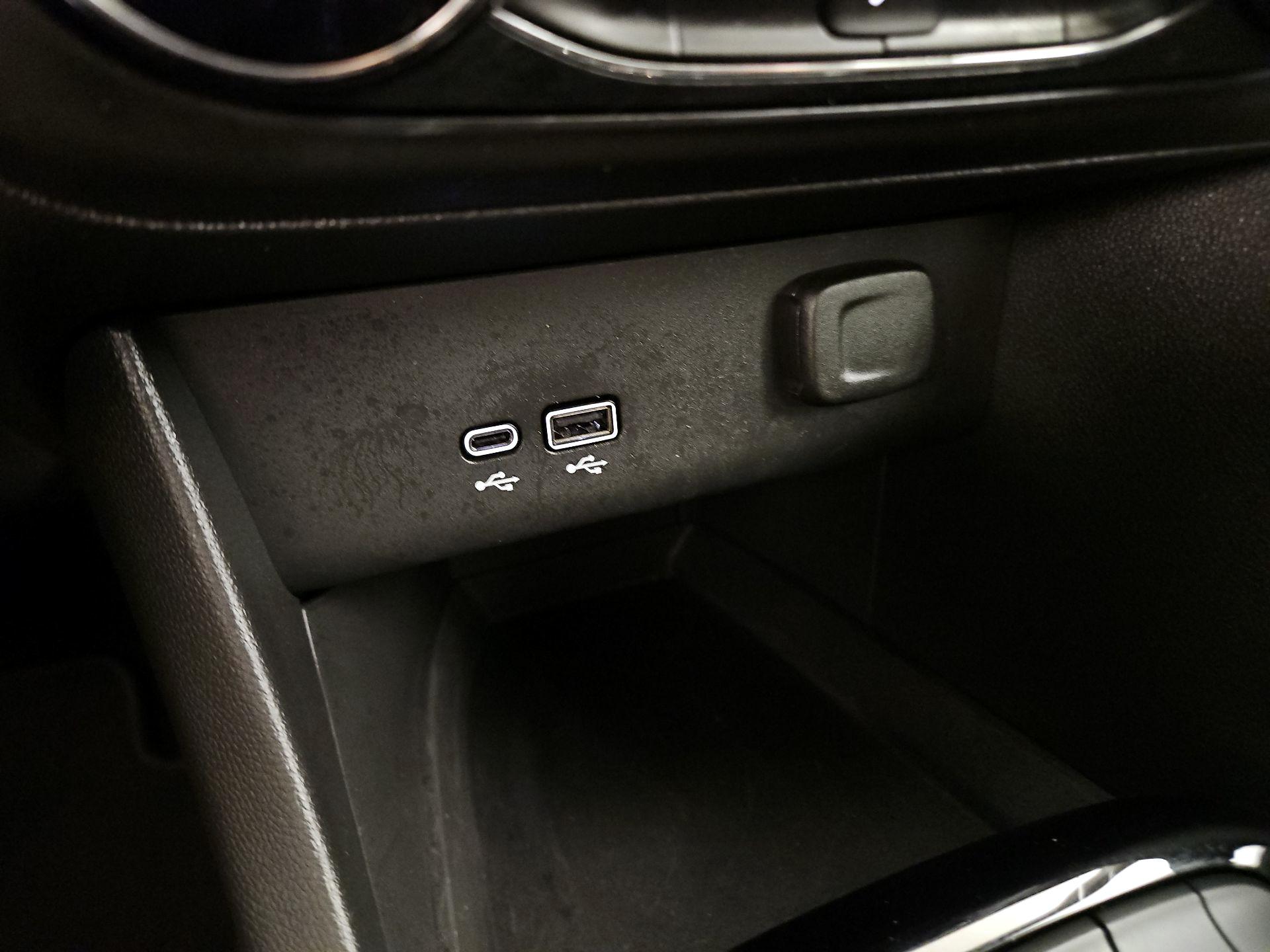 Thumbnail: 2024 Buick Encore GX - 18