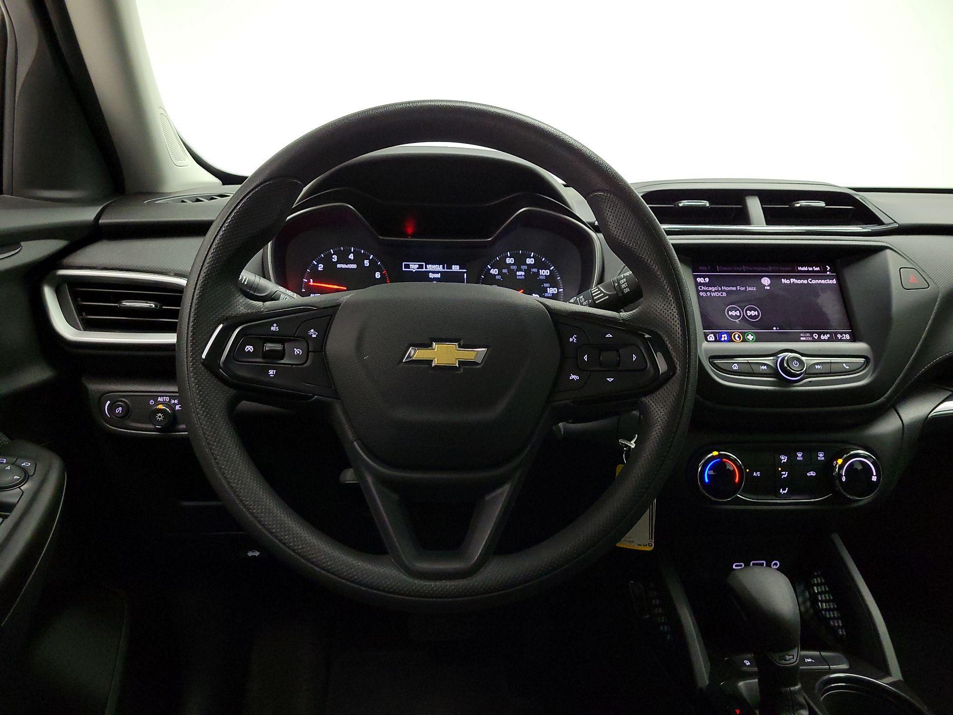 Thumbnail: 2023 Chevrolet TrailBlazer - 10