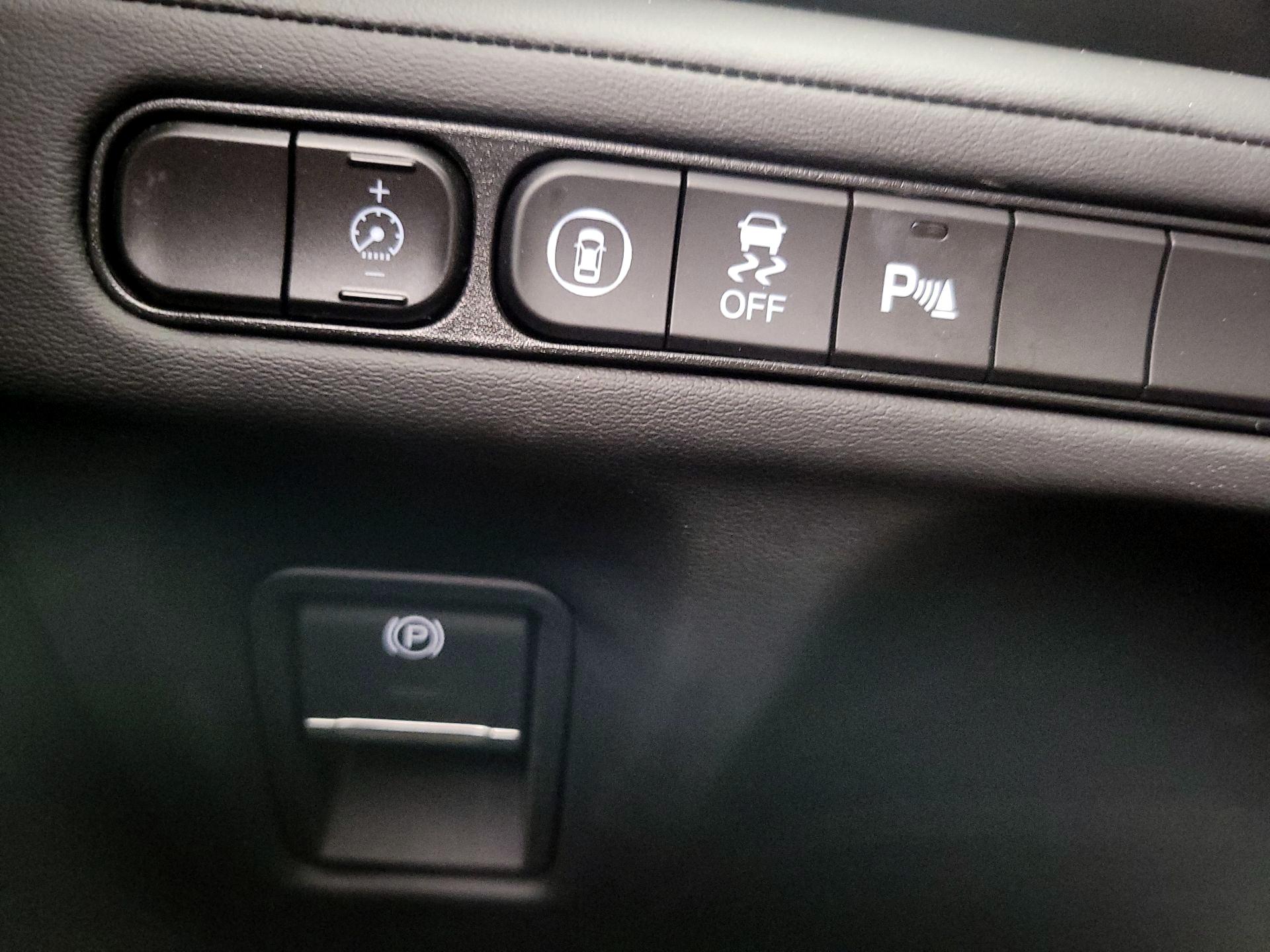 Thumbnail: 2023 Acura MDX - 13