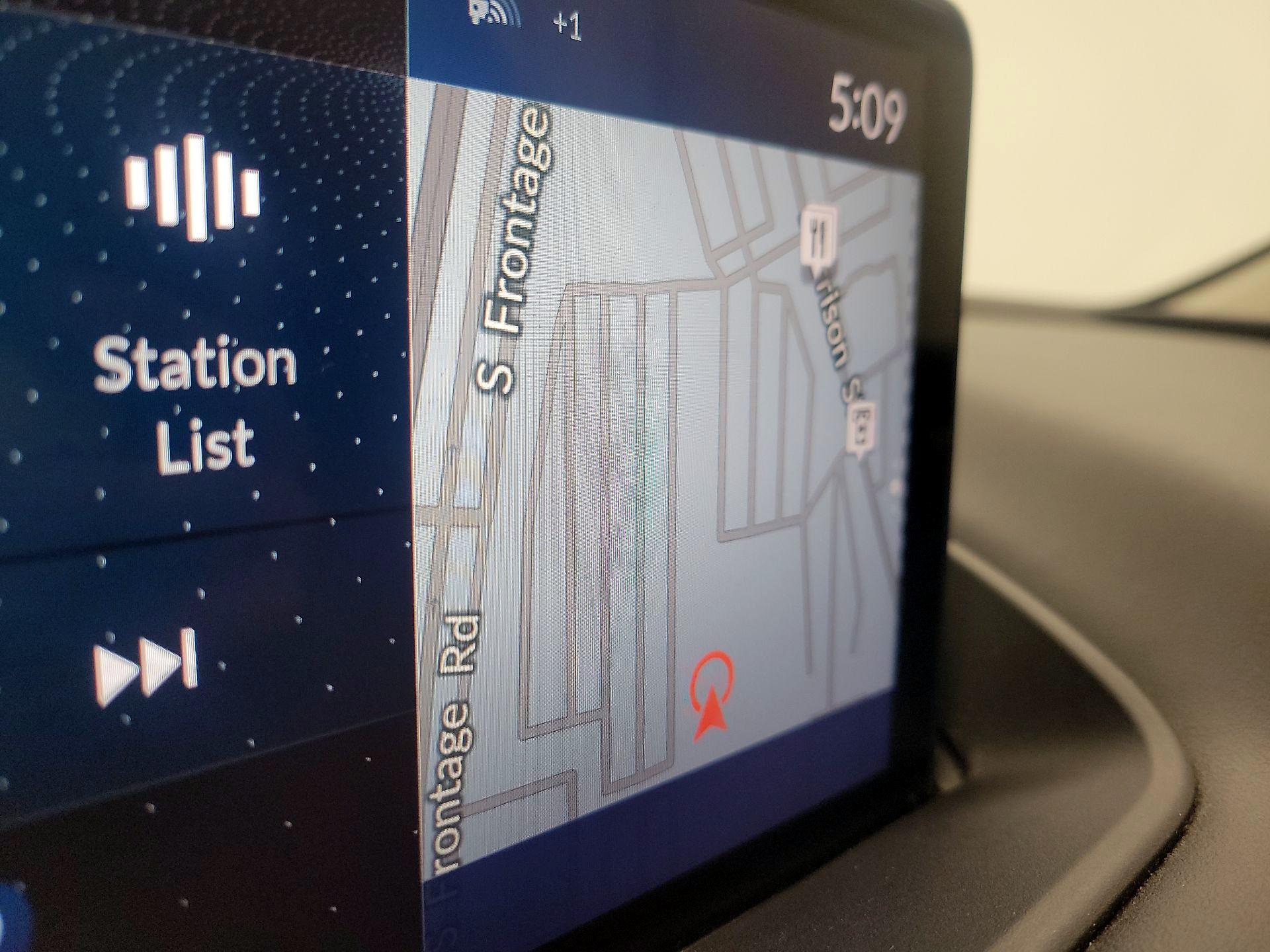 Thumbnail: 2023 Acura MDX - 14