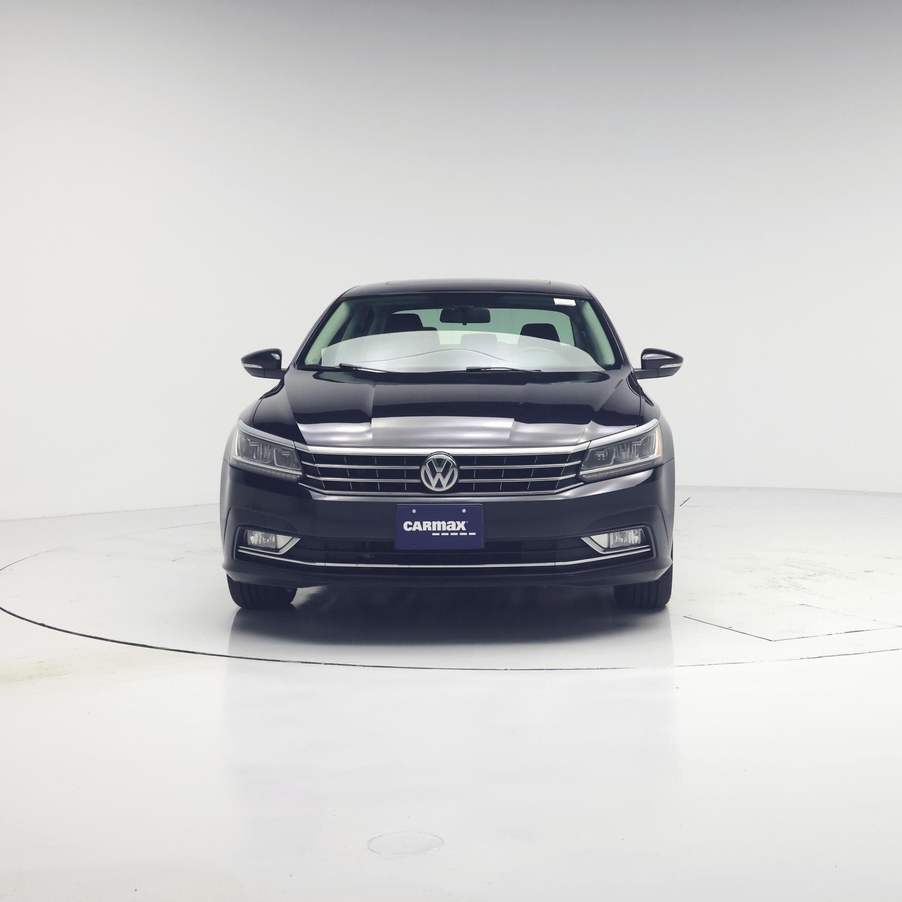 Thumbnail: 2017 Volkswagen Passat - 5