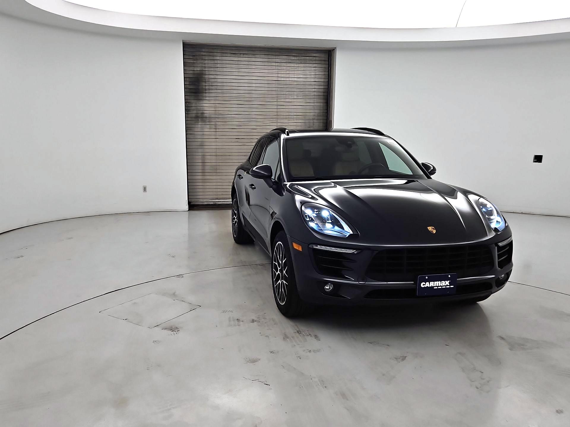 Thumbnail: 2018 Porsche Macan - 1