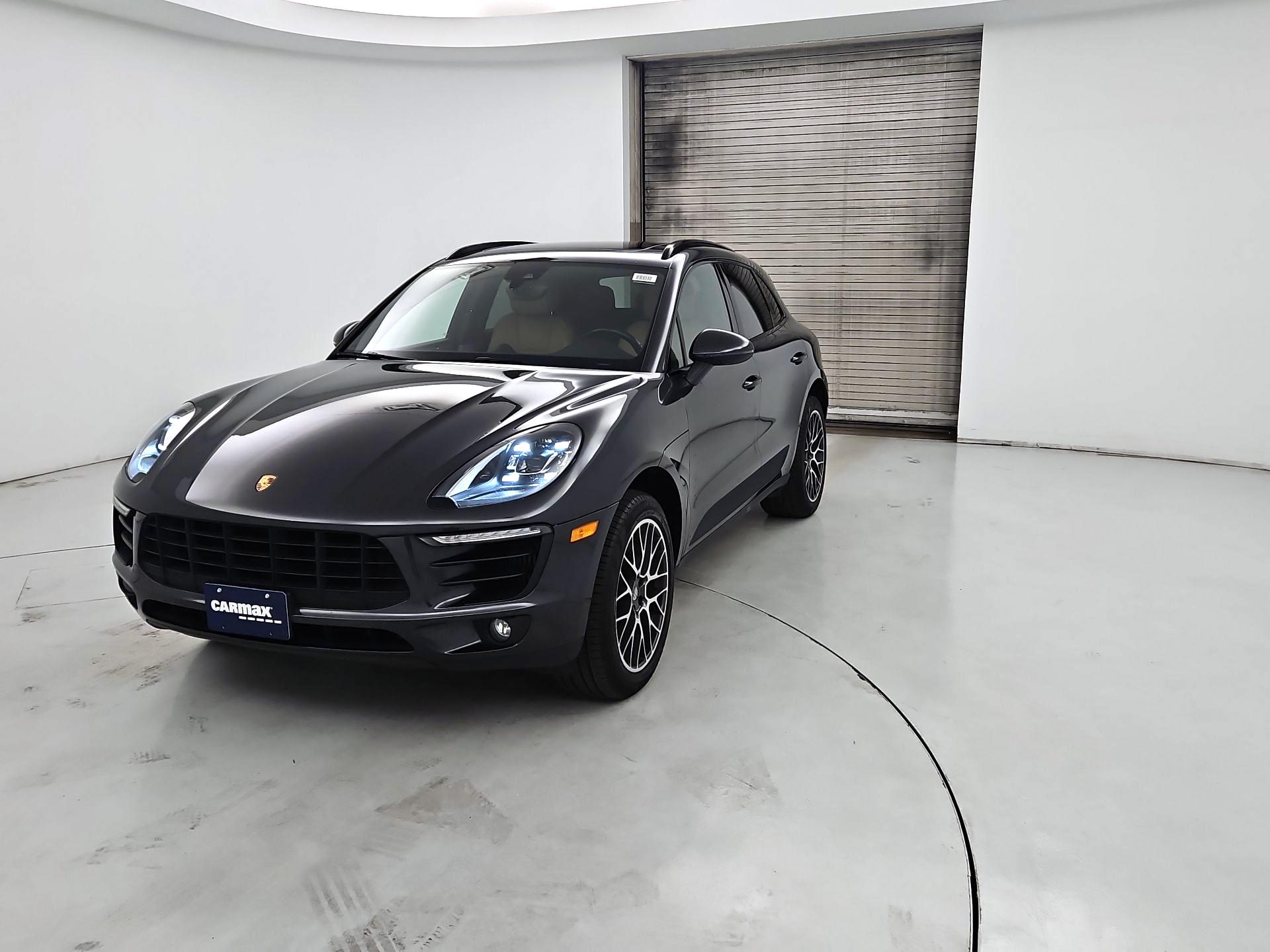 Thumbnail: 2018 Porsche Macan - 3