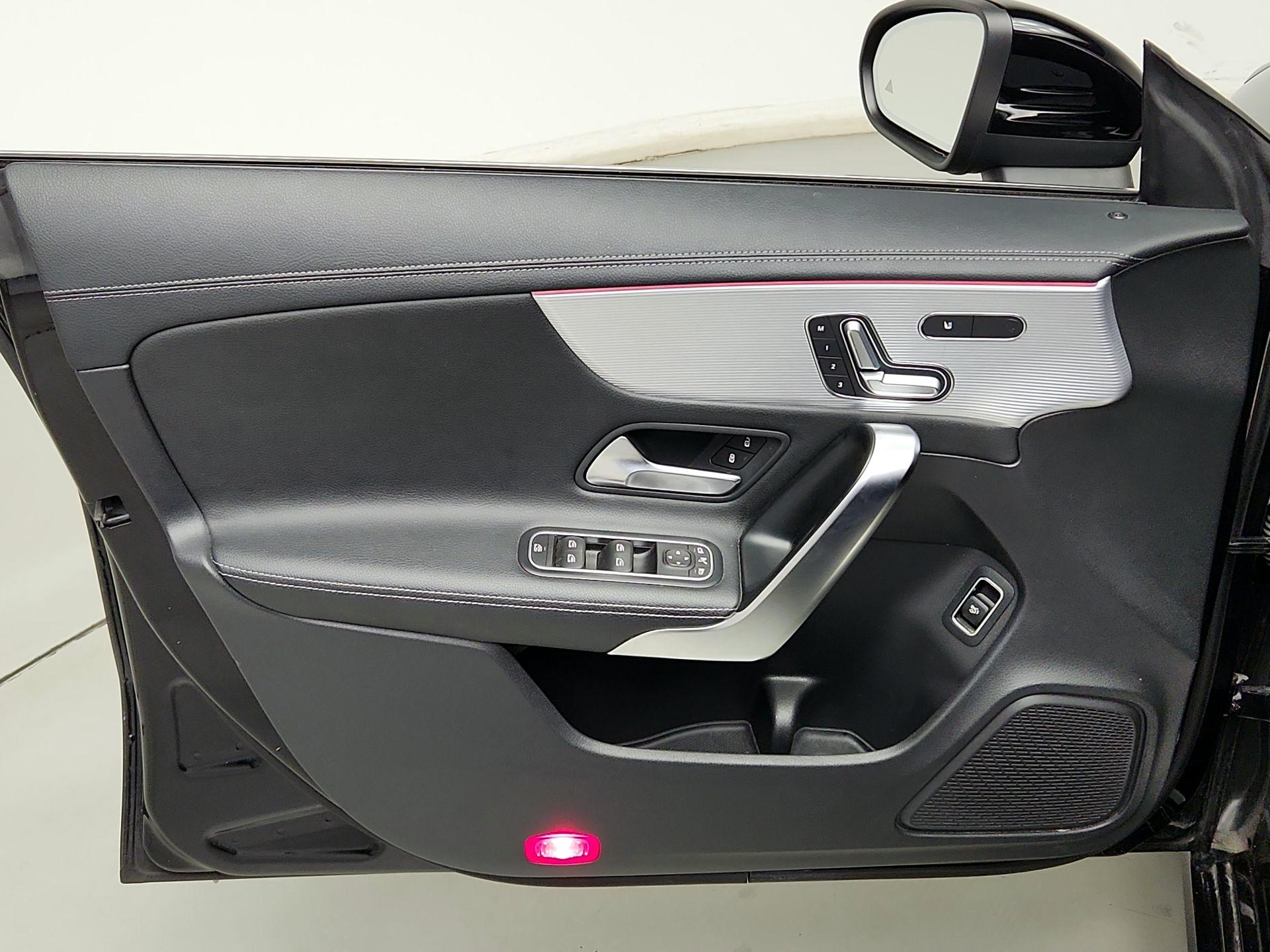 Thumbnail: 2020 Mercedes-Benz CLA - 12