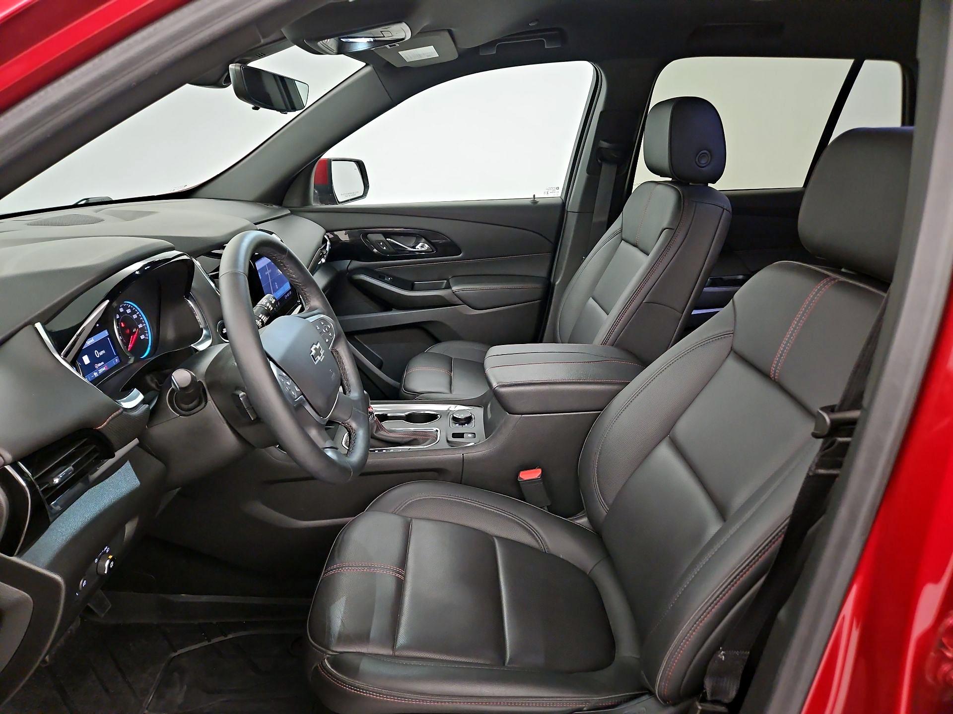 Thumbnail: 2023 Chevrolet Traverse - 9