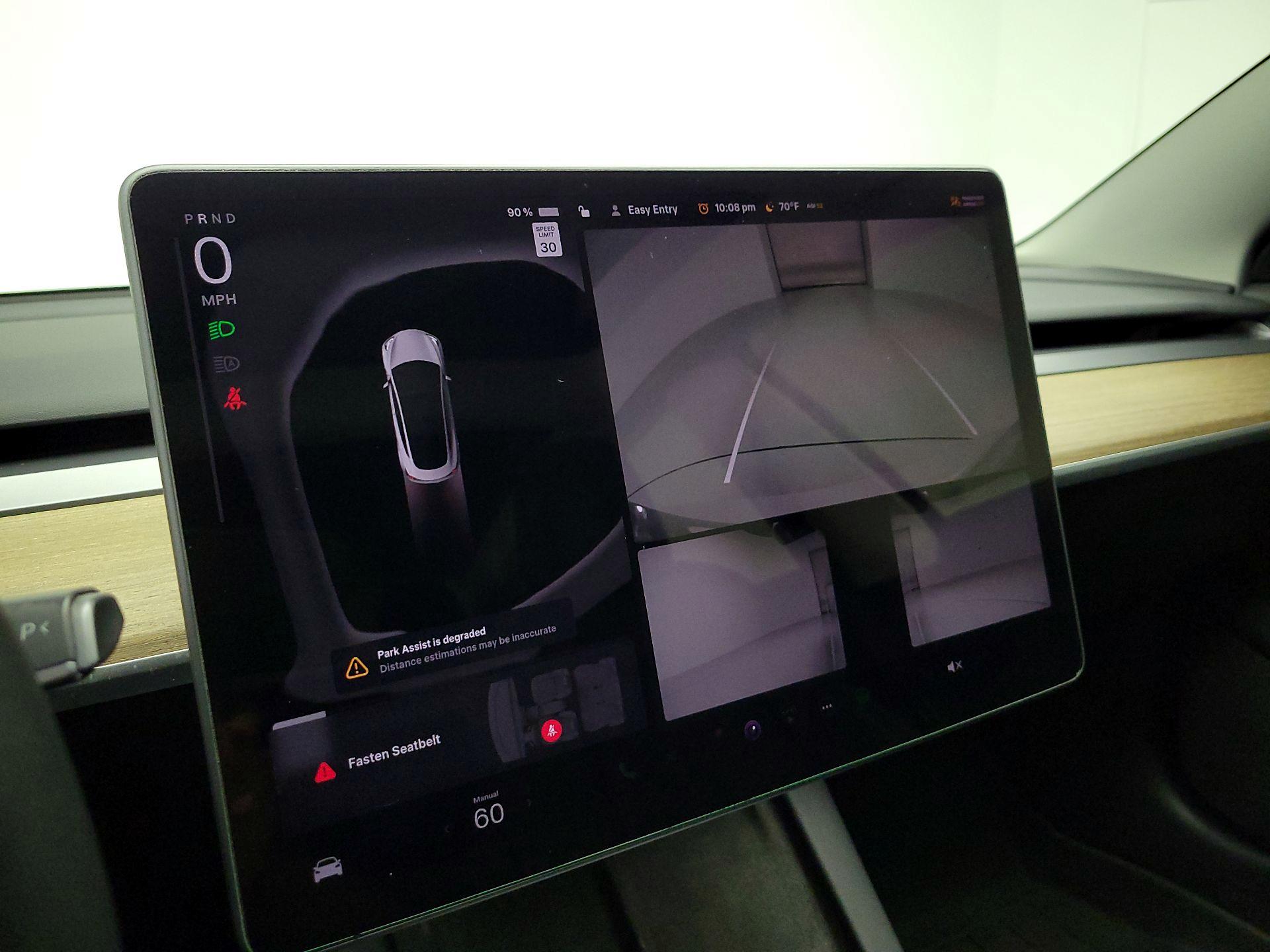 Thumbnail: 2022 Tesla Model 3 - 14