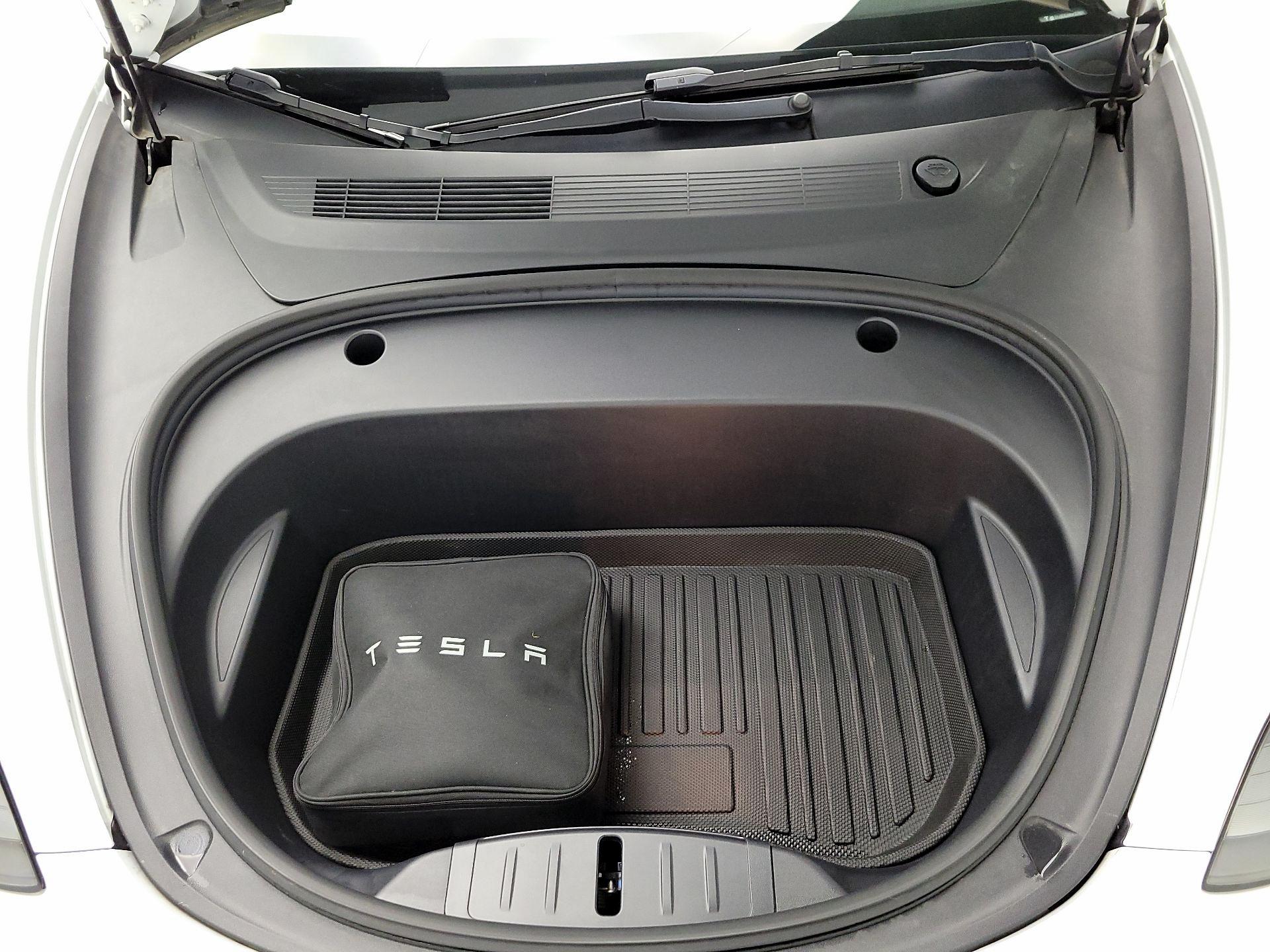 Thumbnail: 2022 Tesla Model 3 - 20