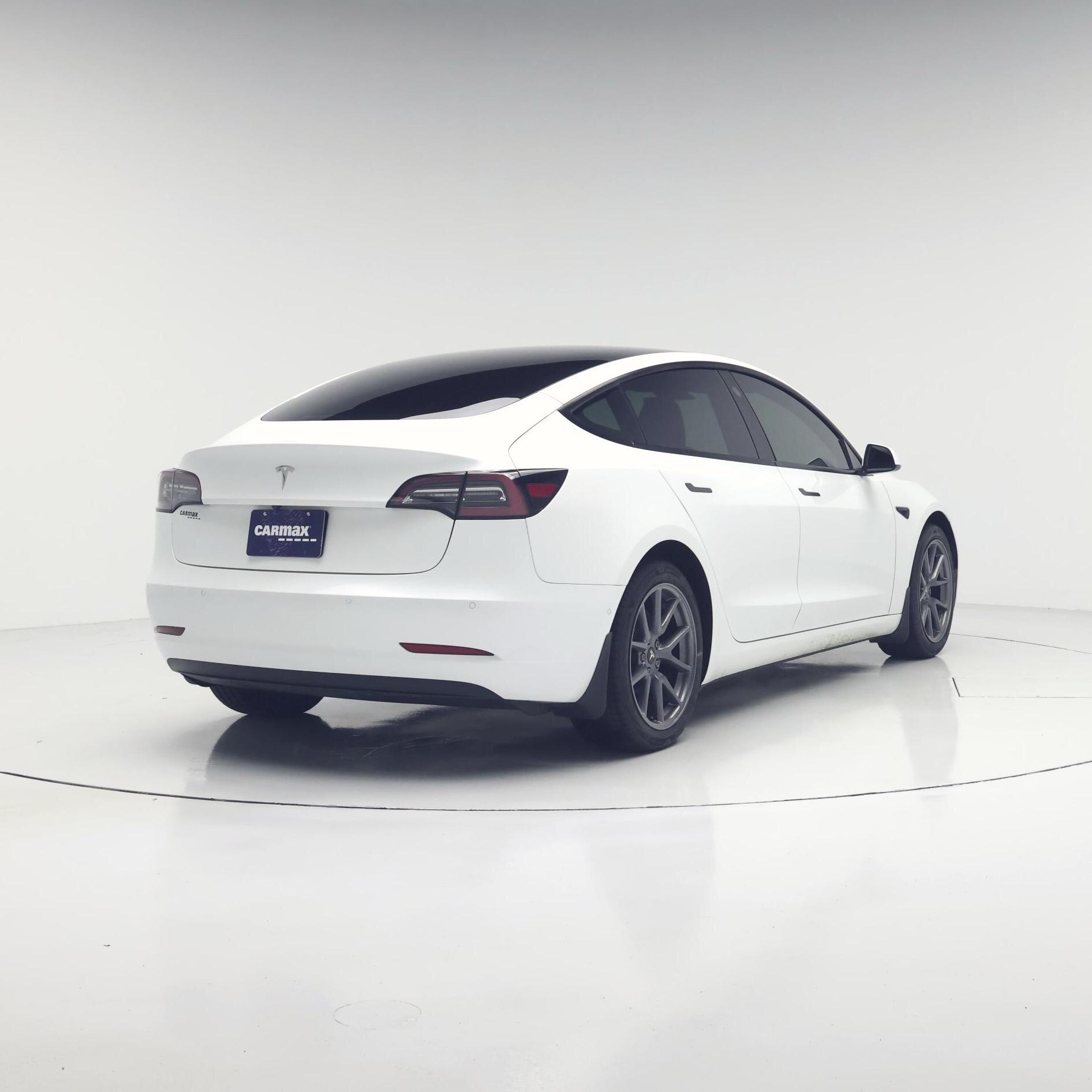 Thumbnail: 2022 Tesla Model 3 - 8
