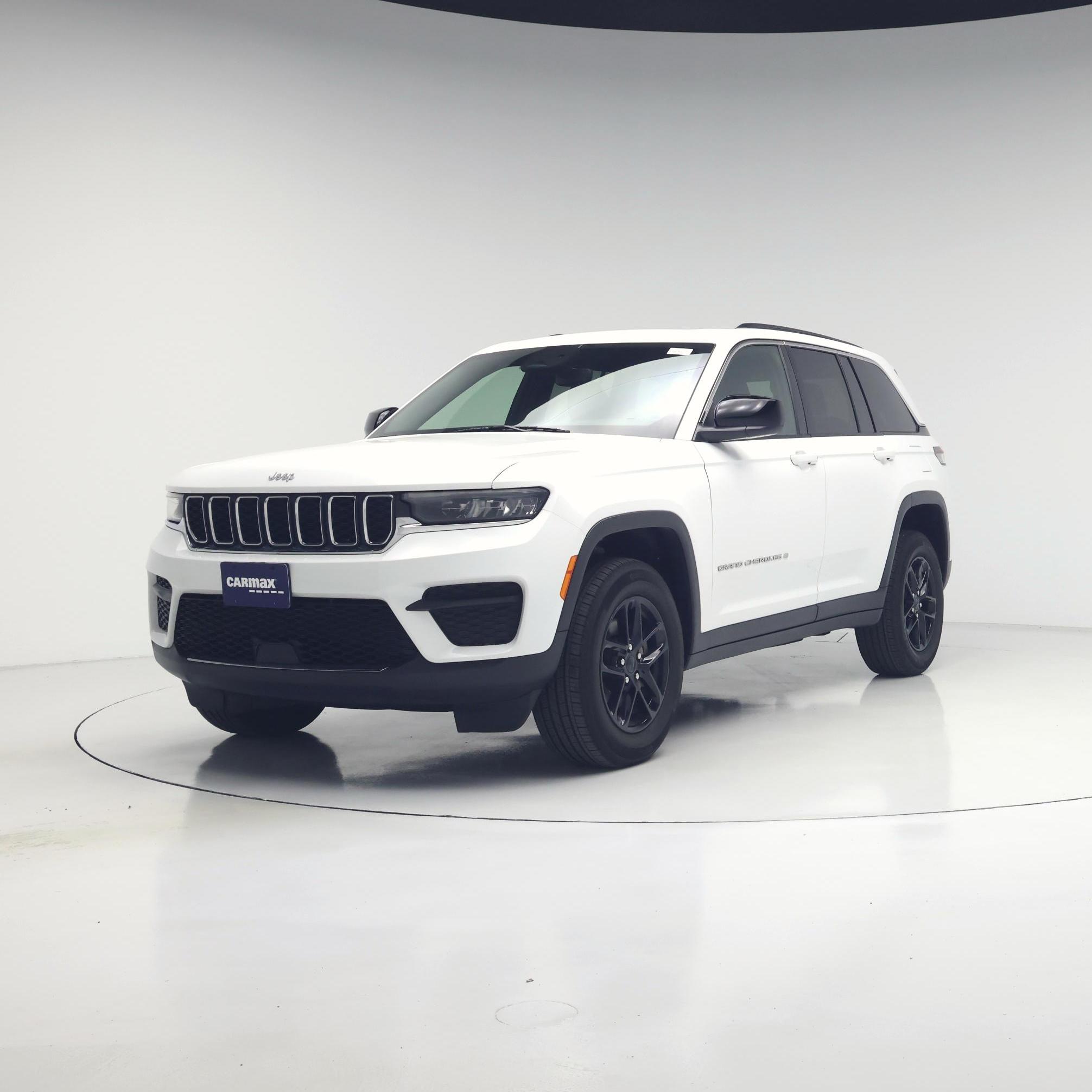 Thumbnail: 2024 Jeep Grand Cherokee - 4