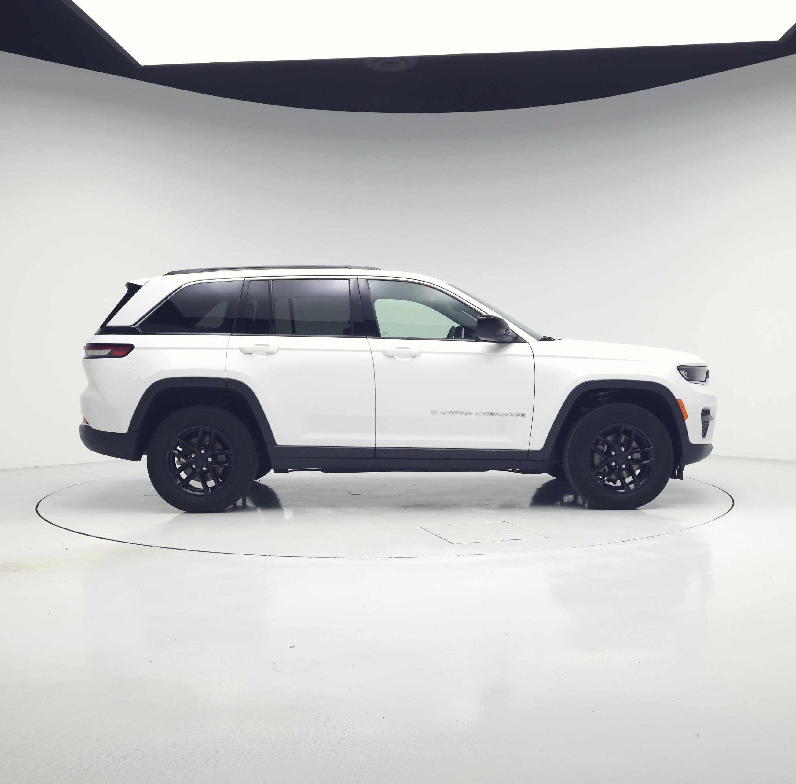 Thumbnail: 2024 Jeep Grand Cherokee - 7