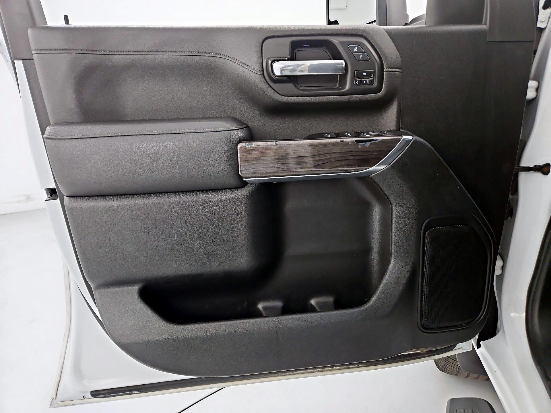 Thumbnail: 2022 Chevrolet Silverado 3500 - 12