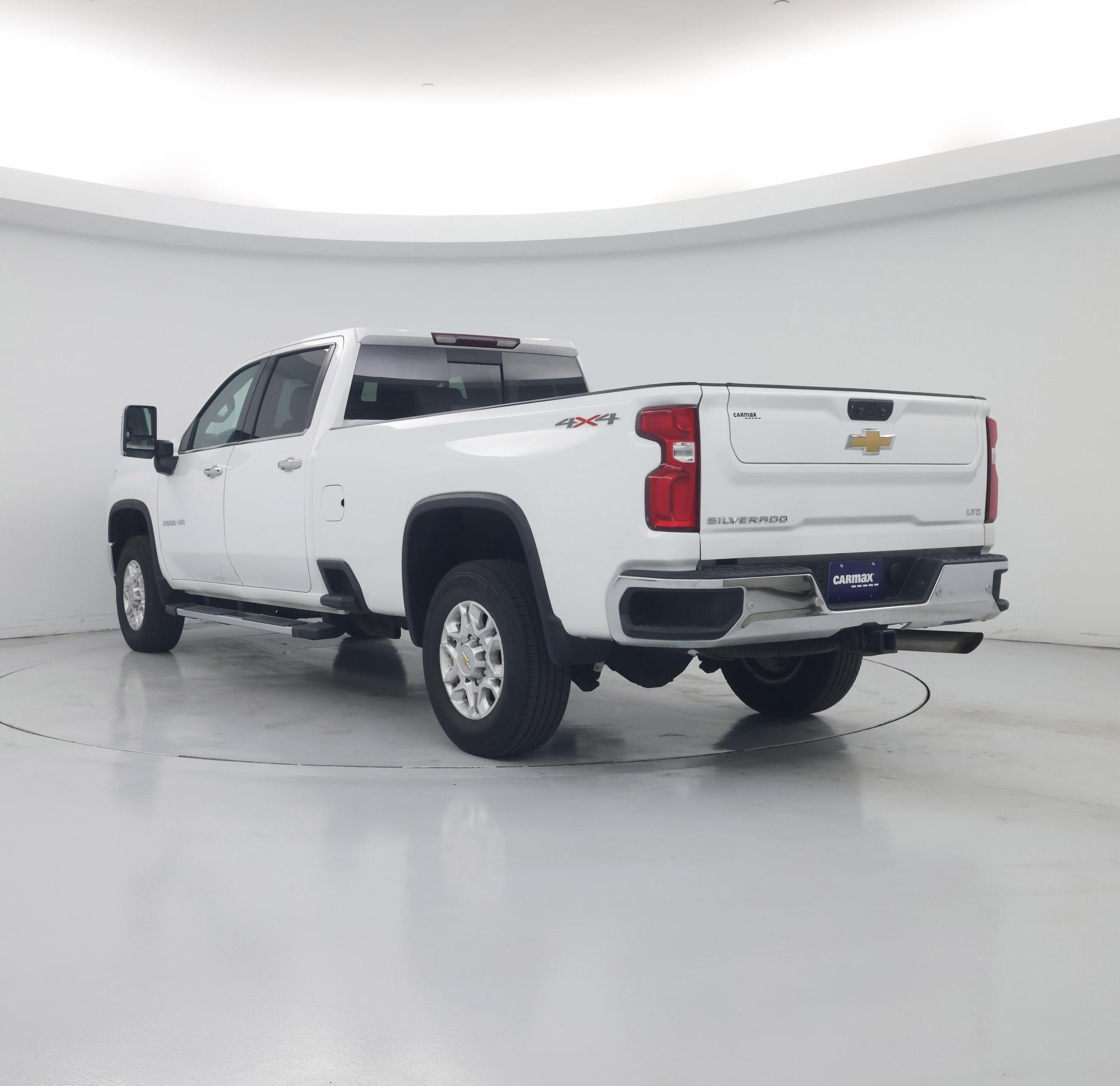 Thumbnail: 2022 Chevrolet Silverado 3500 - 2