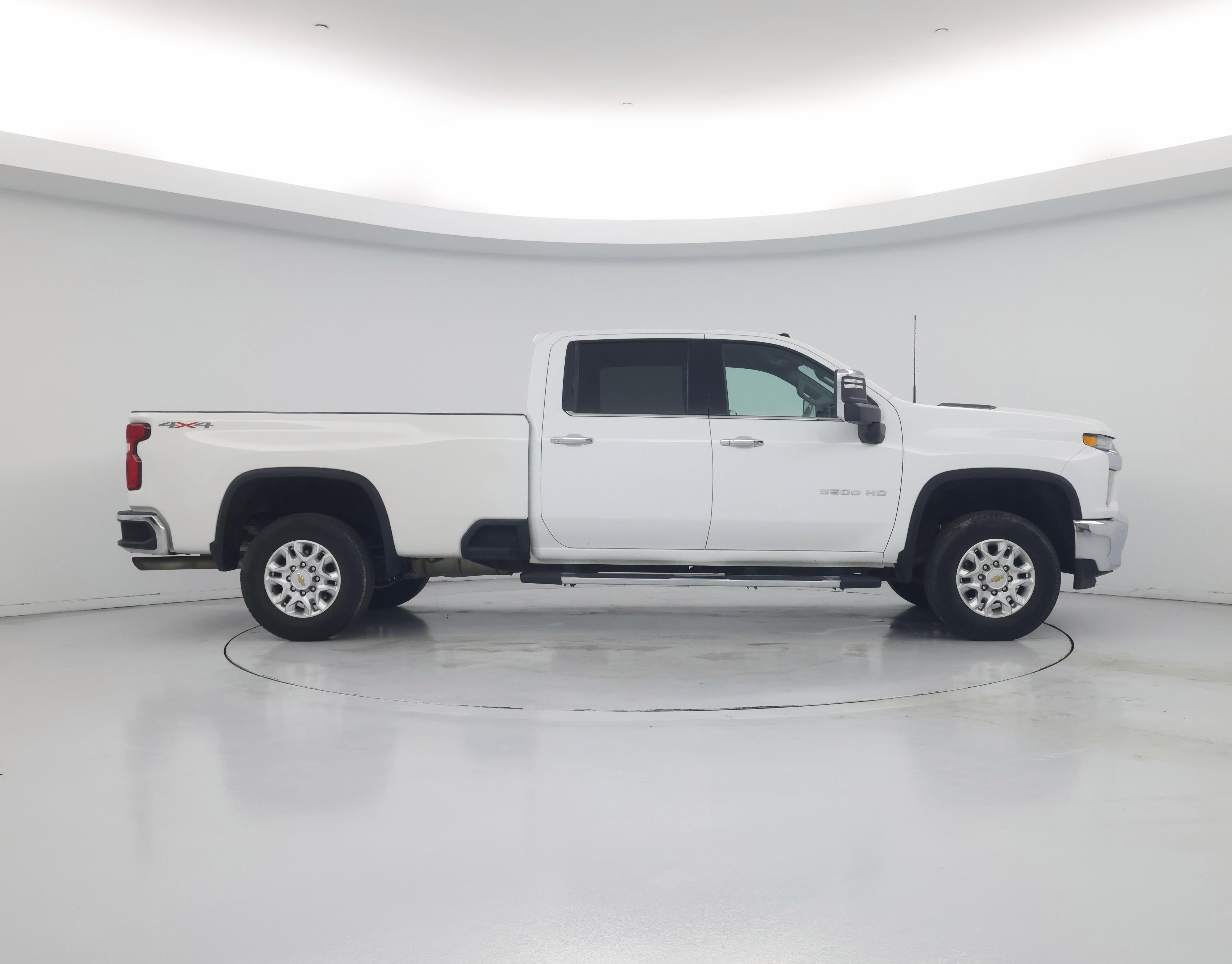 Thumbnail: 2022 Chevrolet Silverado 3500 - 7