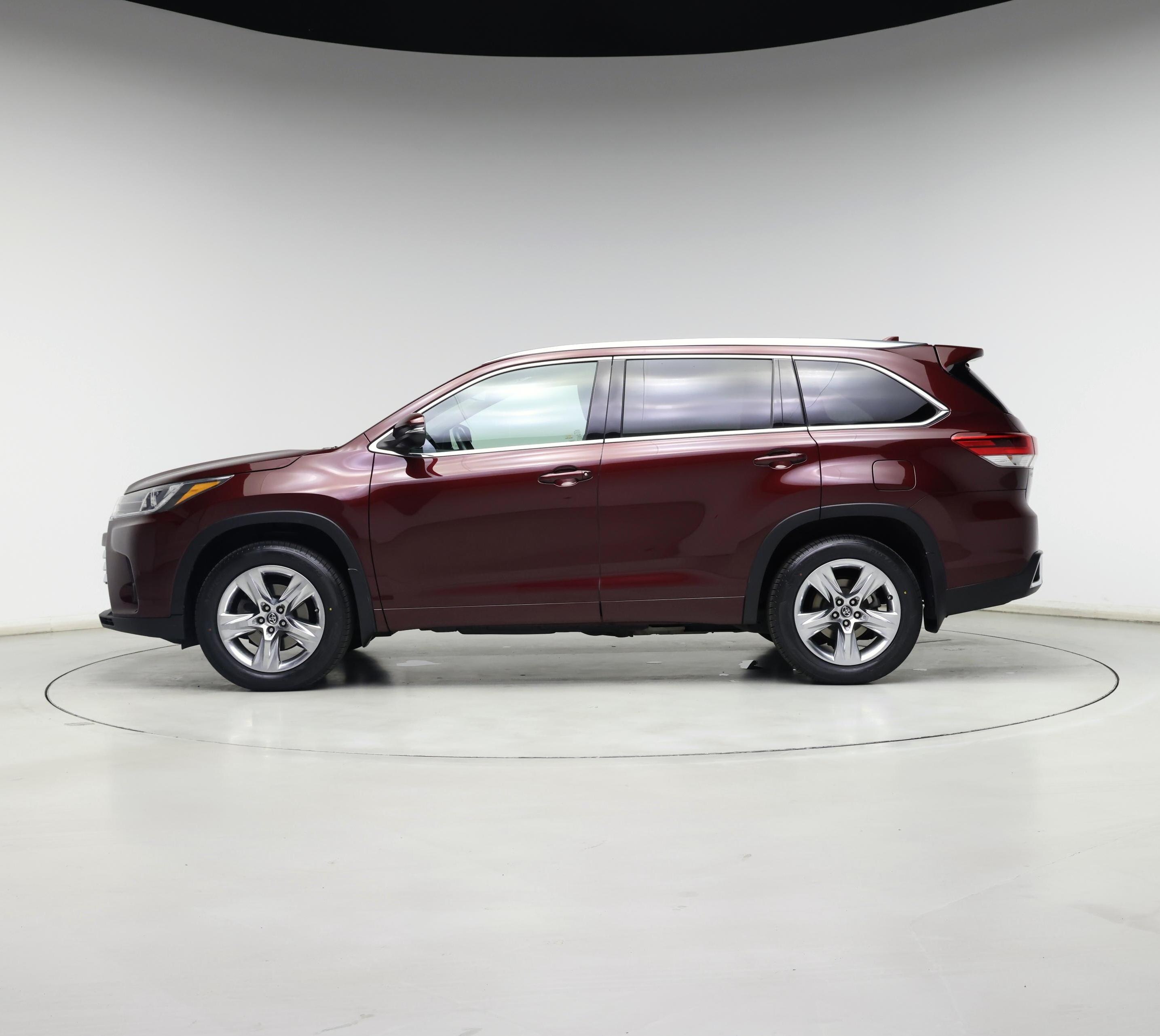 Thumbnail: 2018 Toyota Highlander - 3