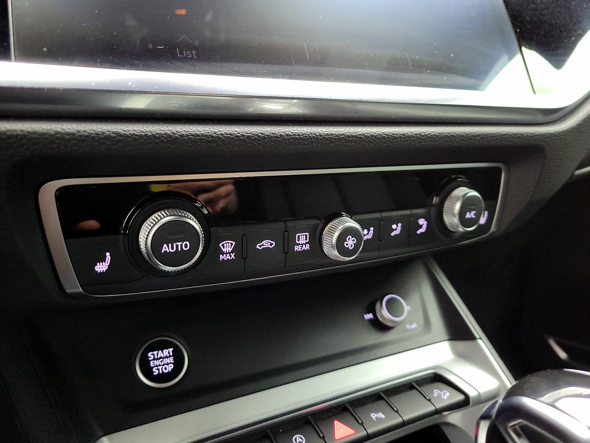 Thumbnail: 2021 Audi Q3 - 14