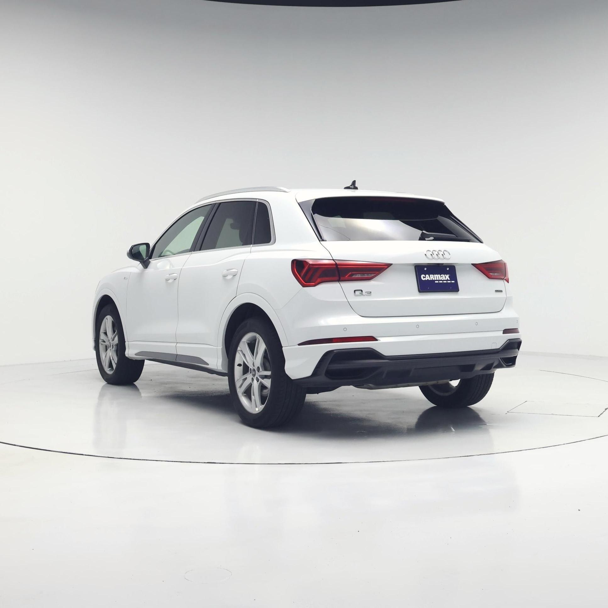 Thumbnail: 2021 Audi Q3 - 2